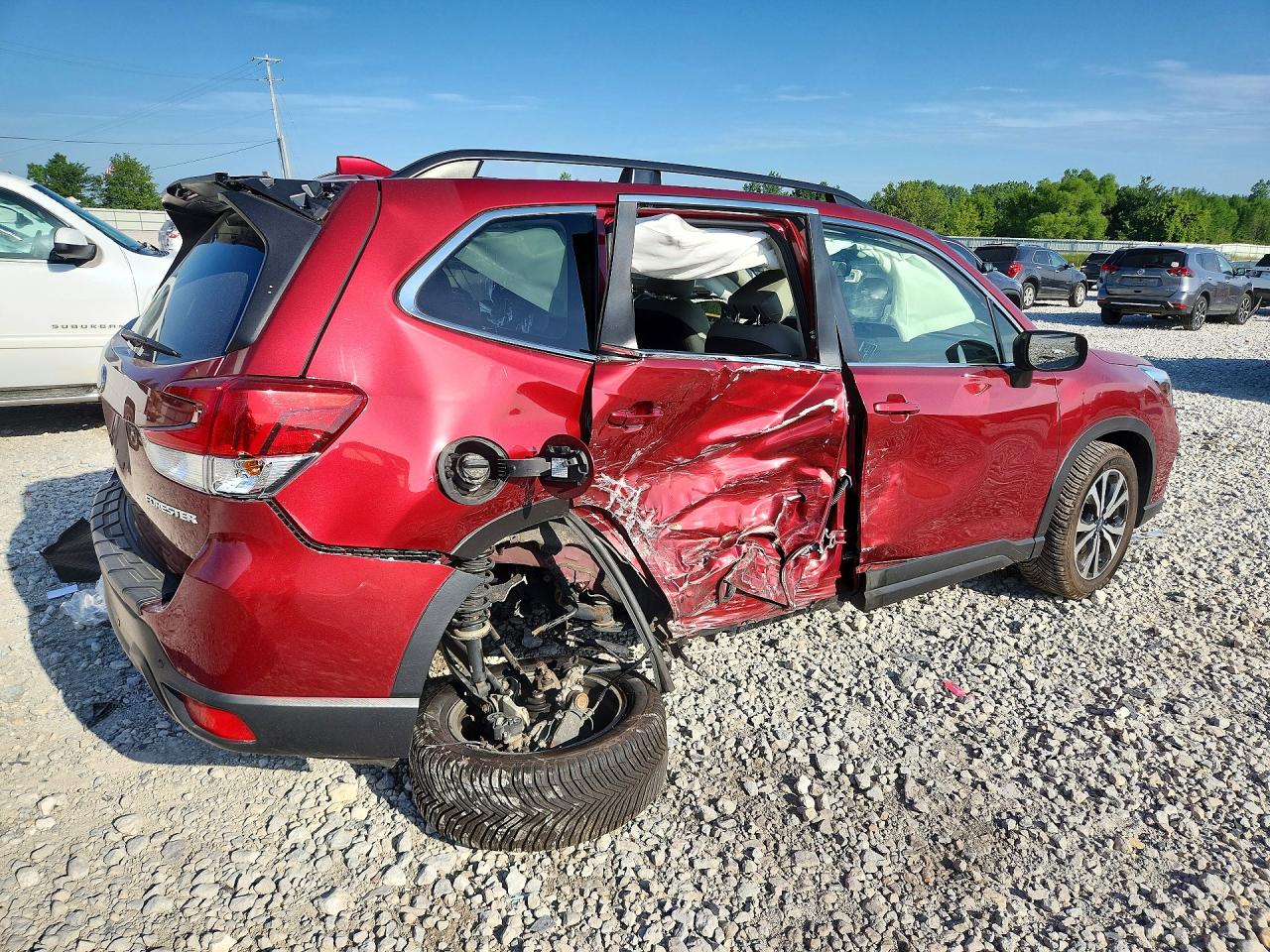 2021 Subaru Forester Limited Red vin: JF2SKAUC9MH431832