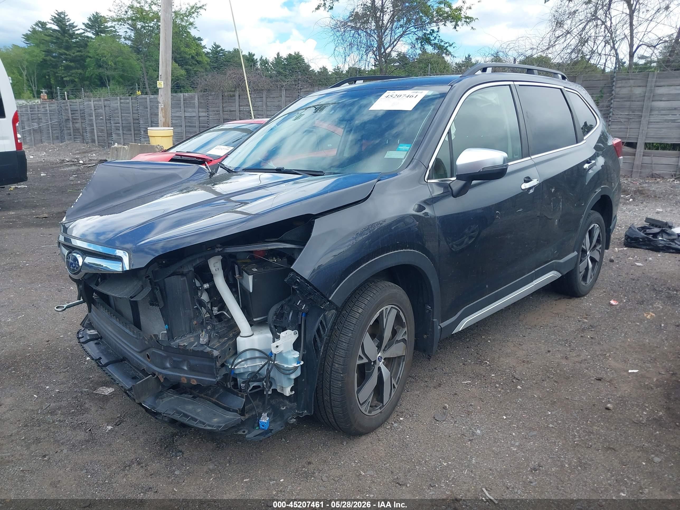 2019 Subaru Forester Touring Black vin: JF2SKAWC0KH562786