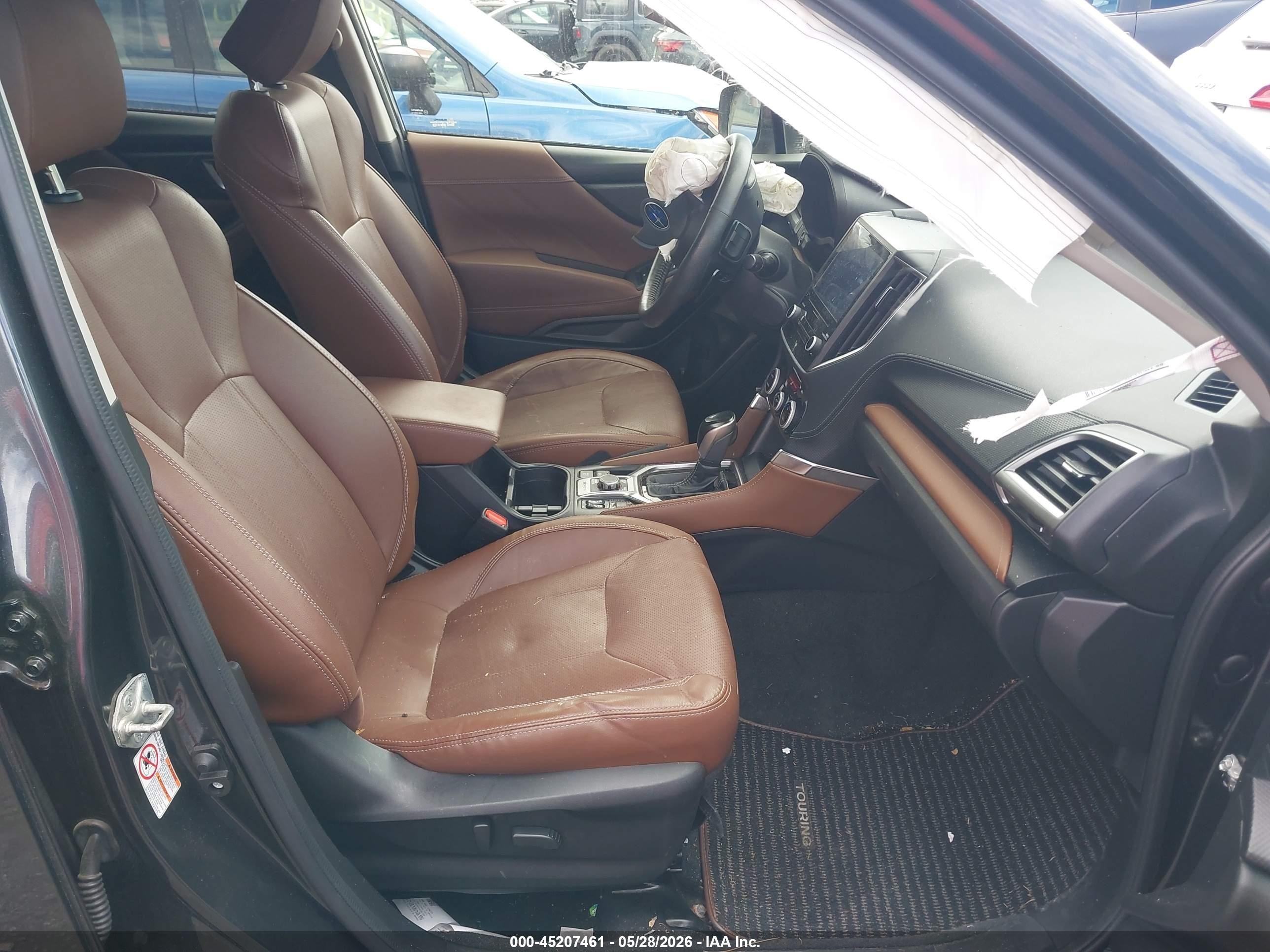 2019 Subaru Forester Touring Black vin: JF2SKAWC0KH562786