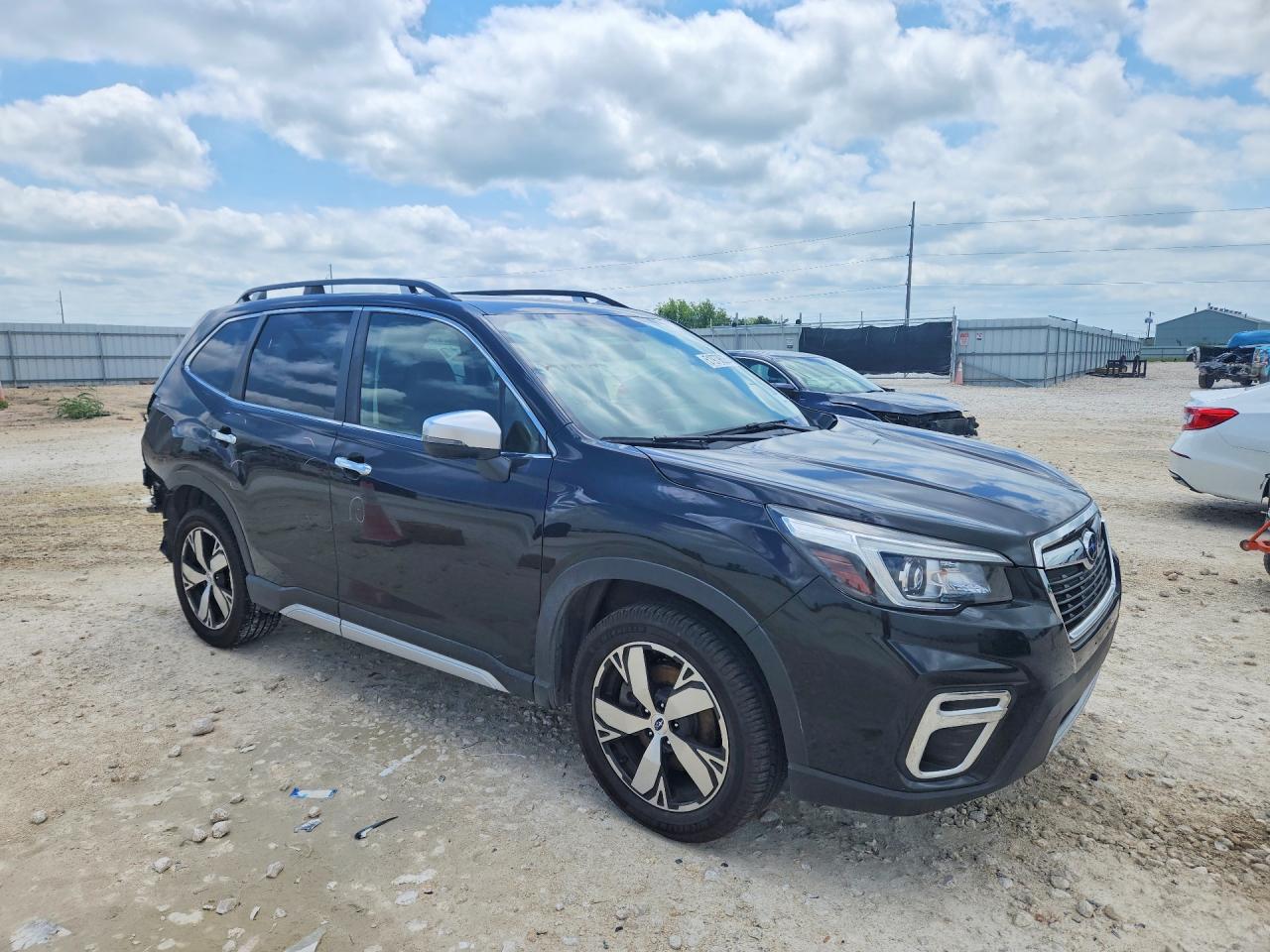 2019 Subaru Forester Touring Black vin: JF2SKAWC4KH502817