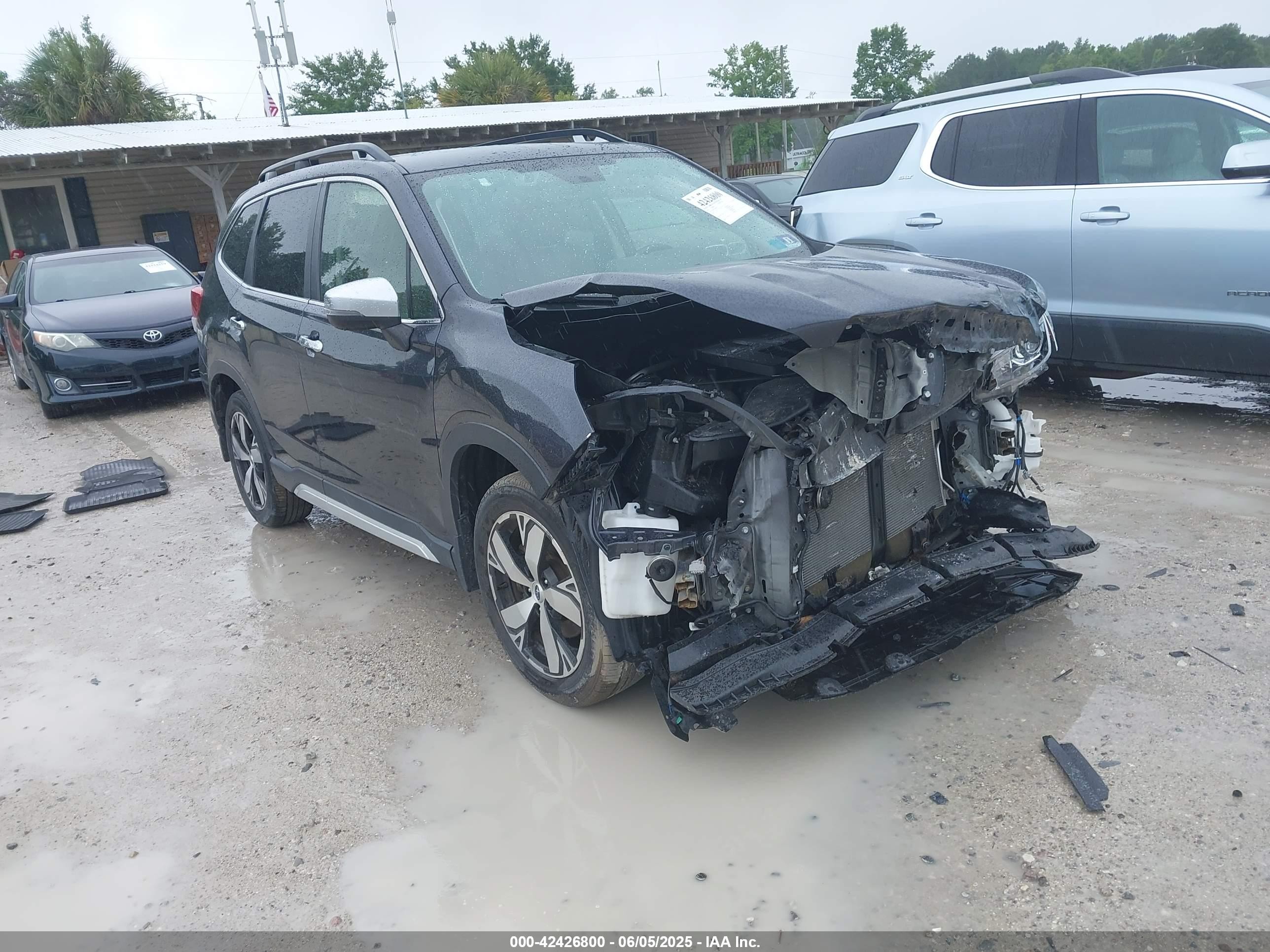 JF2SKAWC7KH496625 — 2019 SUBARU FORESTER History & VIN | AutoHelperBot