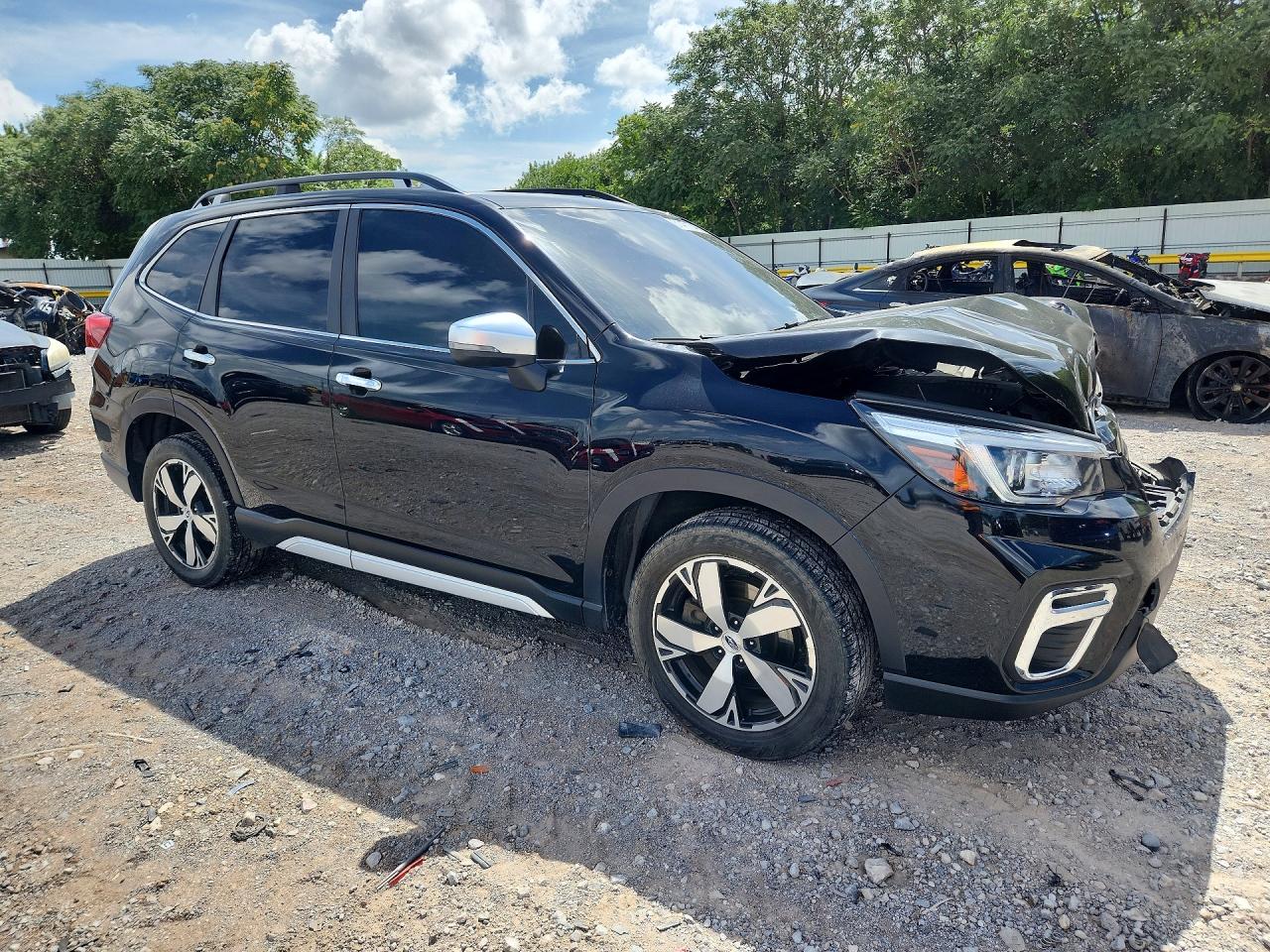 2019 Subaru Forester Touring Black vin: JF2SKAWCXKH430084