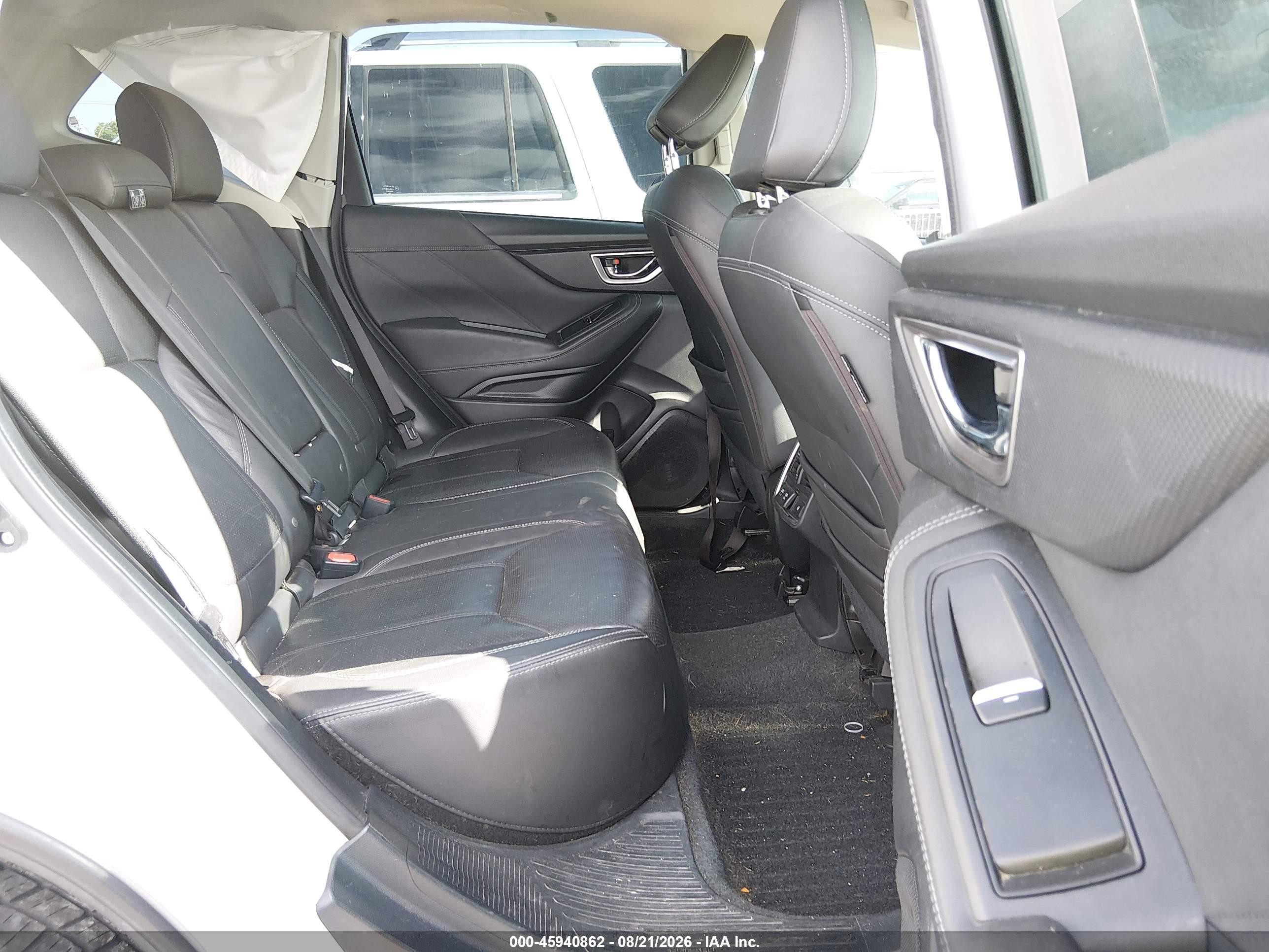 2021 Subaru Forester Touring White vin: JF2SKAXC2MH459984