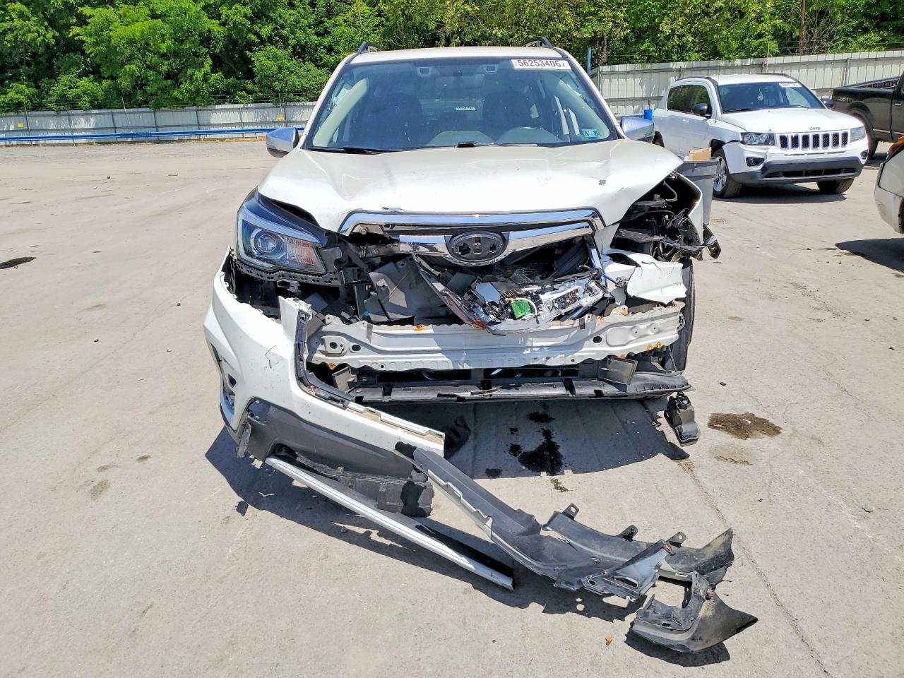 2020 Subaru Forester Touring White vin: JF2SKAXC7LH595333