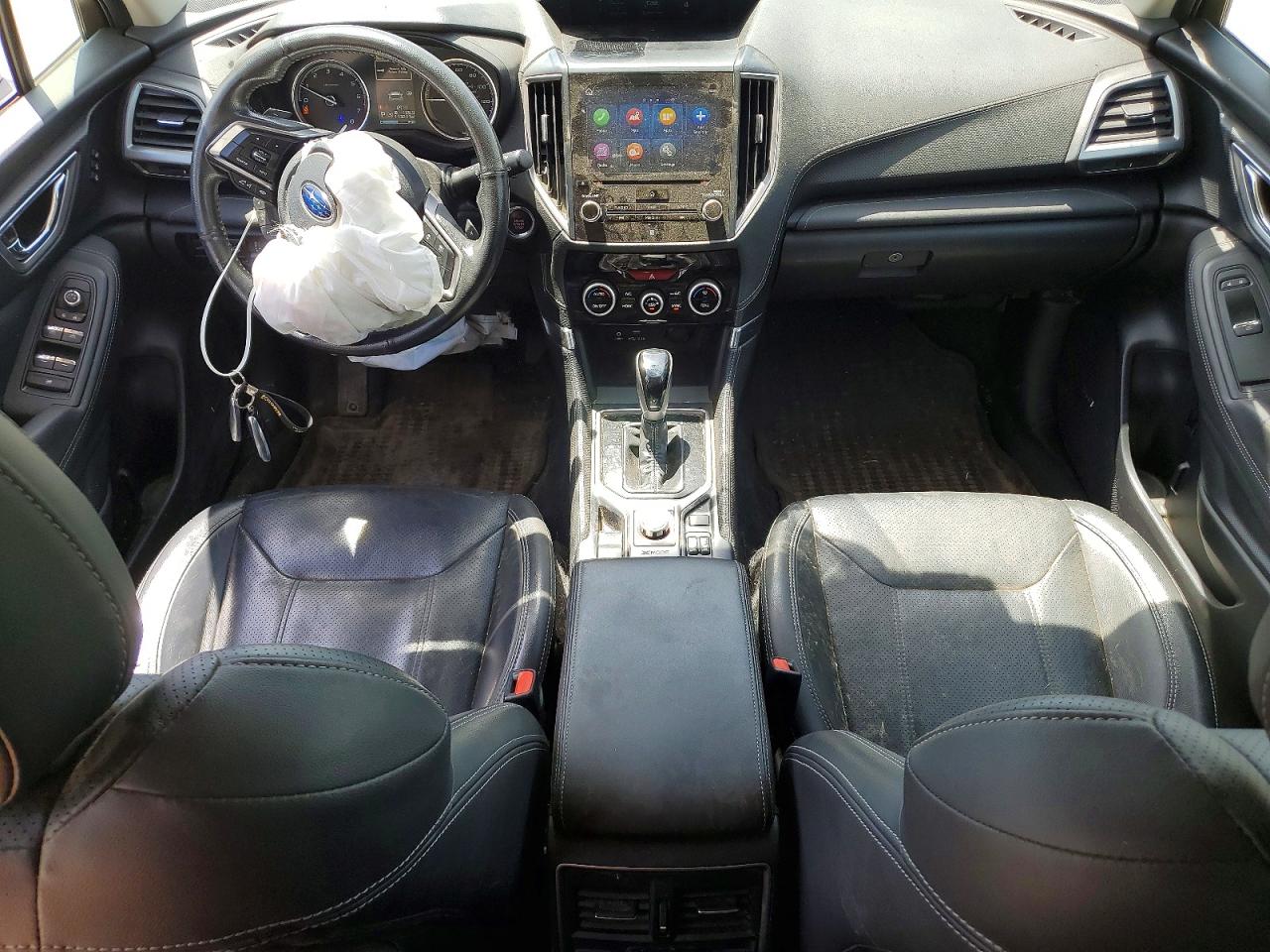 2020 Subaru Forester Touring White vin: JF2SKAXC7LH595333