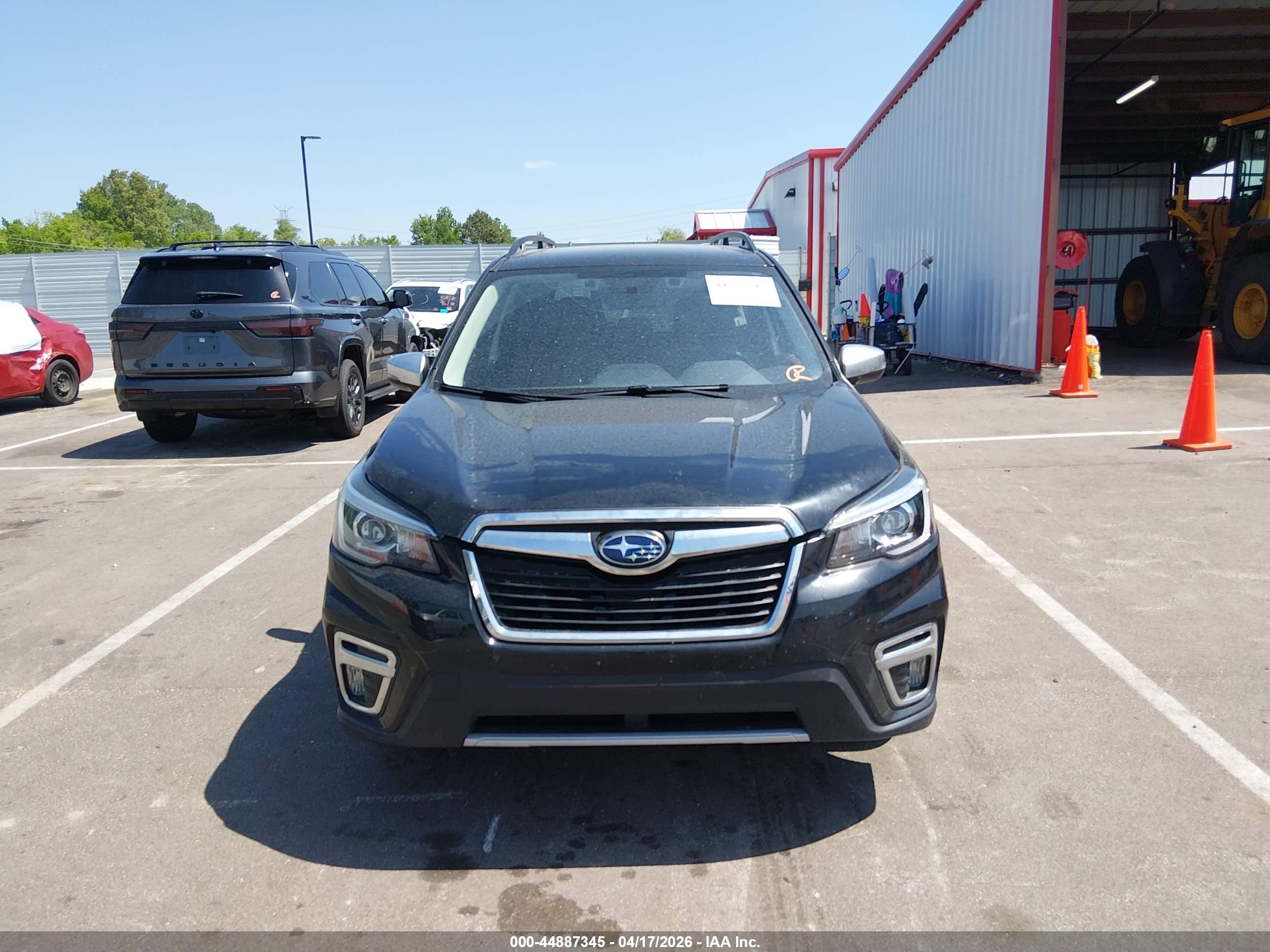 2020 Subaru Forester Touring Black vin: JF2SKAXC9LH427757