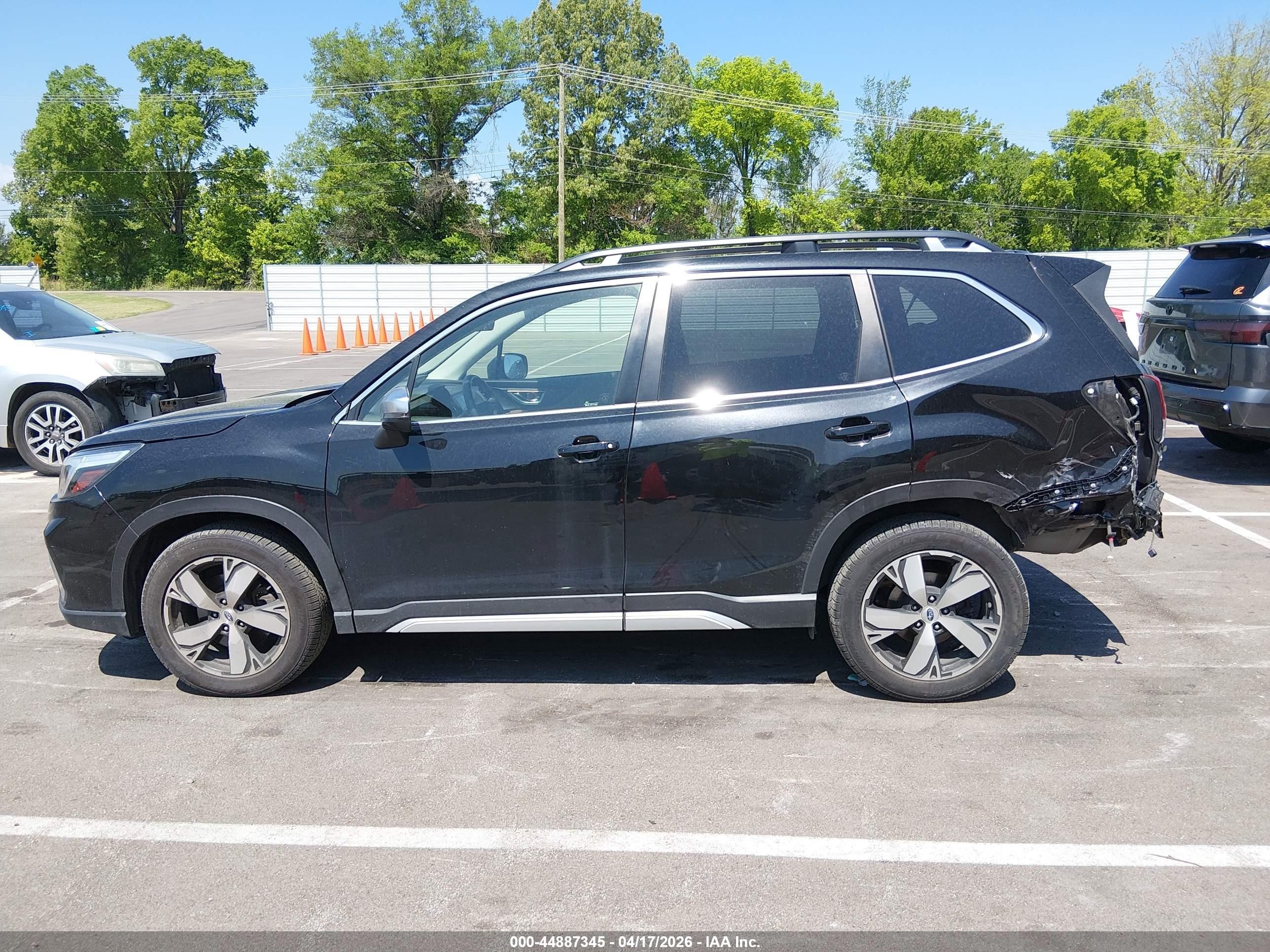 2020 Subaru Forester Touring Black vin: JF2SKAXC9LH427757