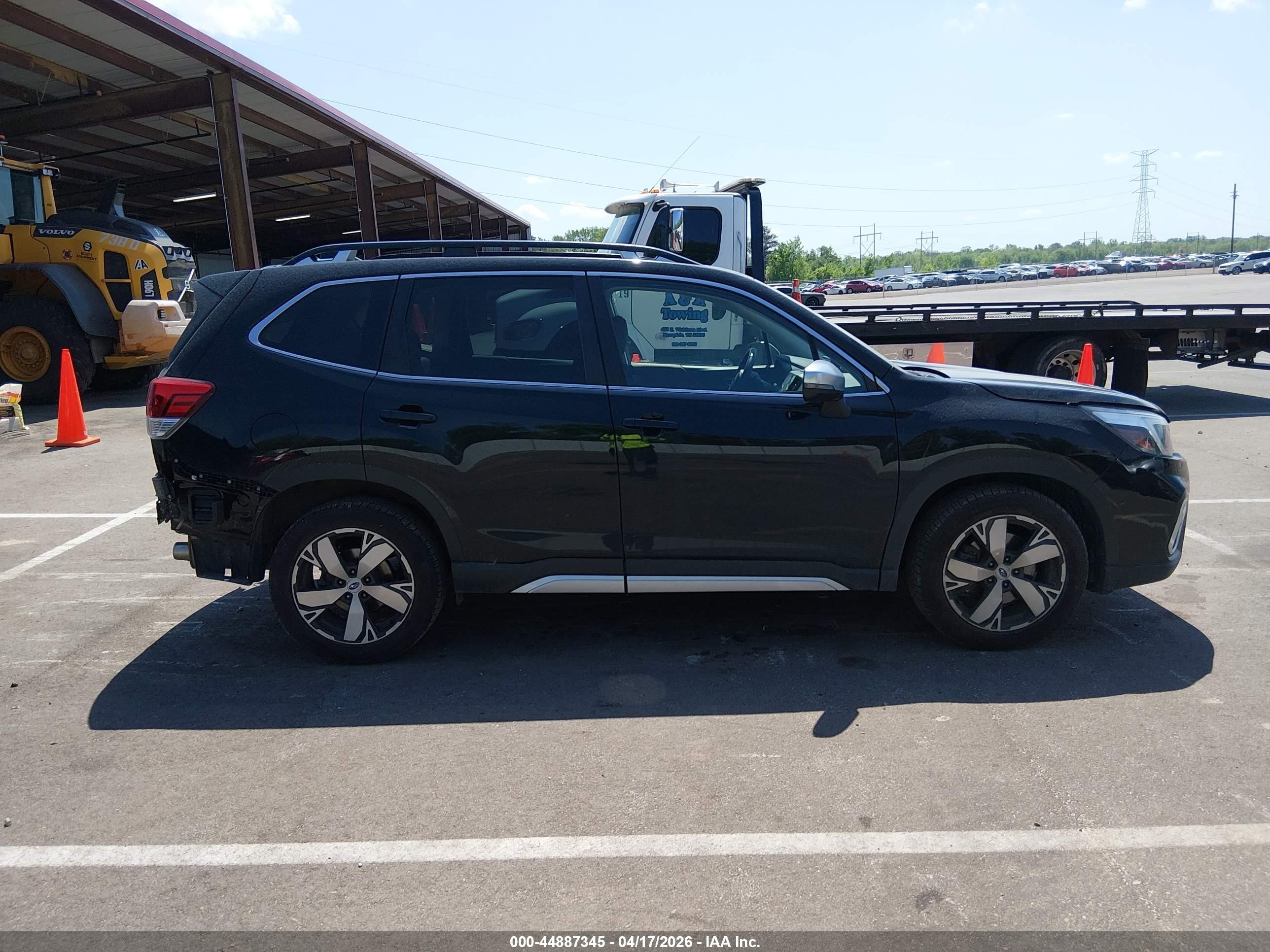 2020 Subaru Forester Touring Black vin: JF2SKAXC9LH427757