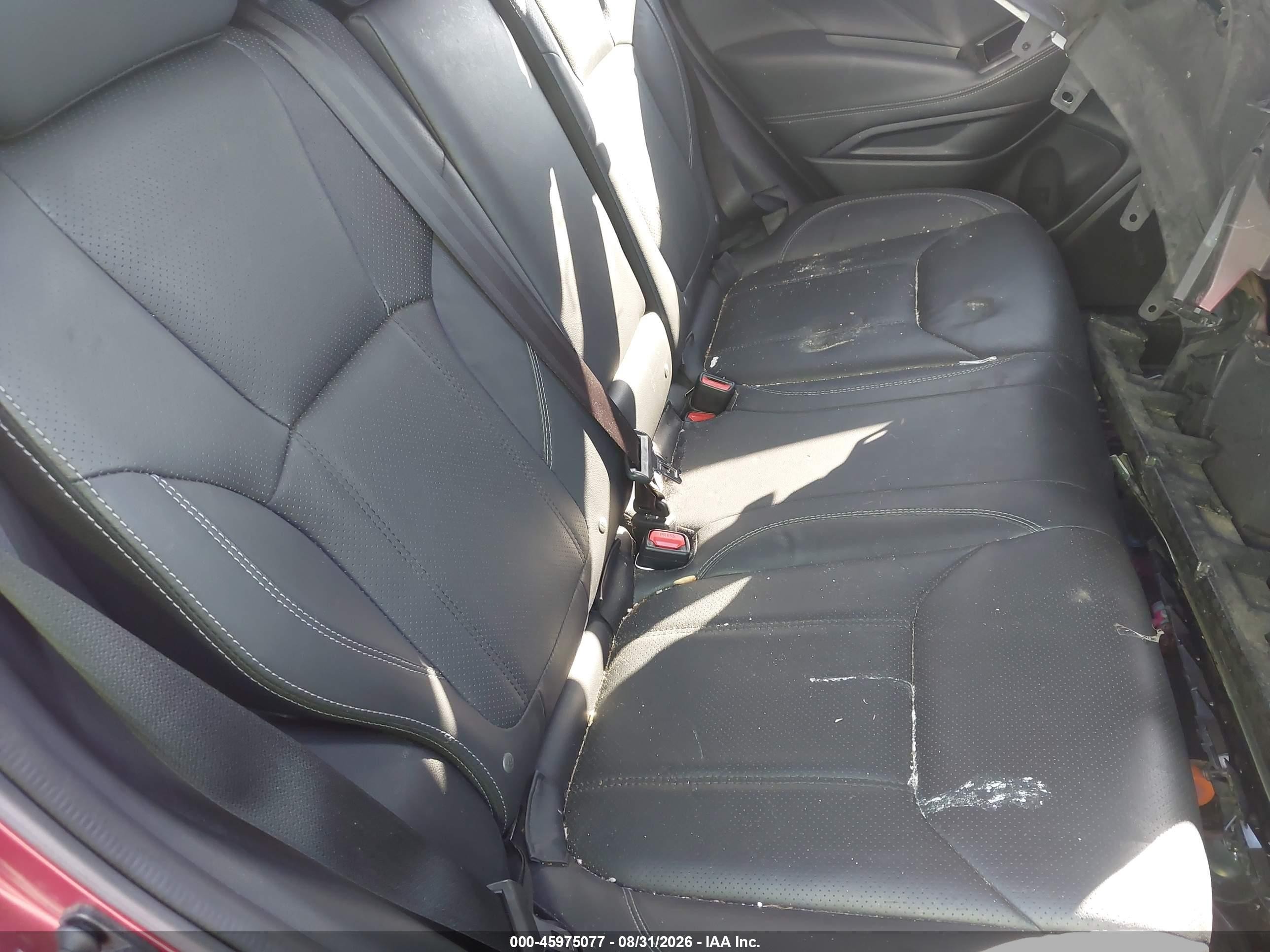 2020 Subaru Forester Touring Burgundy vin: JF2SKAXCXLH406982