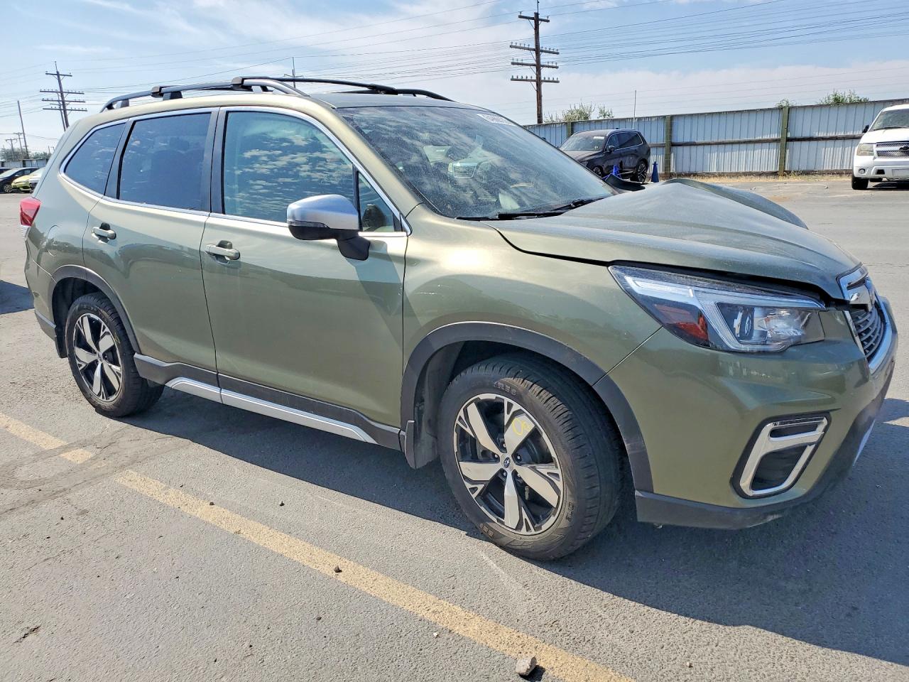 2020 Subaru Forester Touring Green vin: JF2SKAXCXLH505950