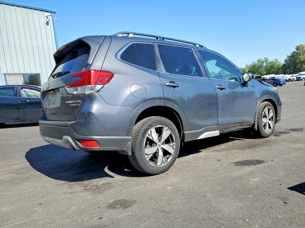 2020 Subaru Forester Touring Gray vin: JF2SKAXCXLH566263