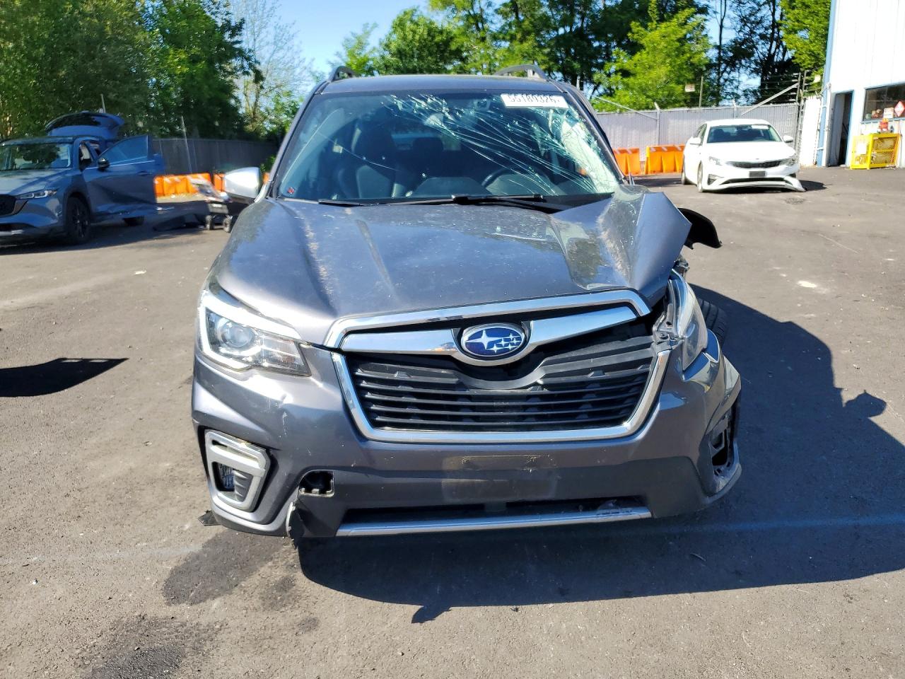 2020 Subaru Forester Touring Gray vin: JF2SKAXCXLH566263