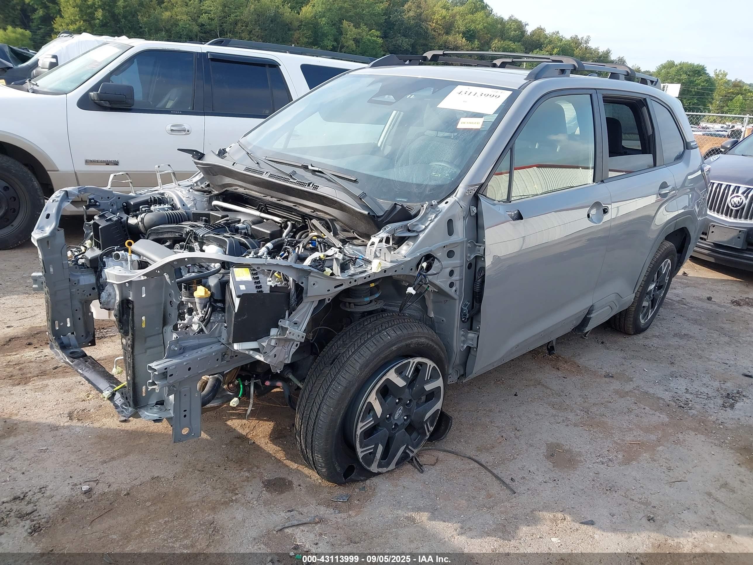 2025 Subaru Forester Premium Gray vin: JF2SLDBC3SH469586