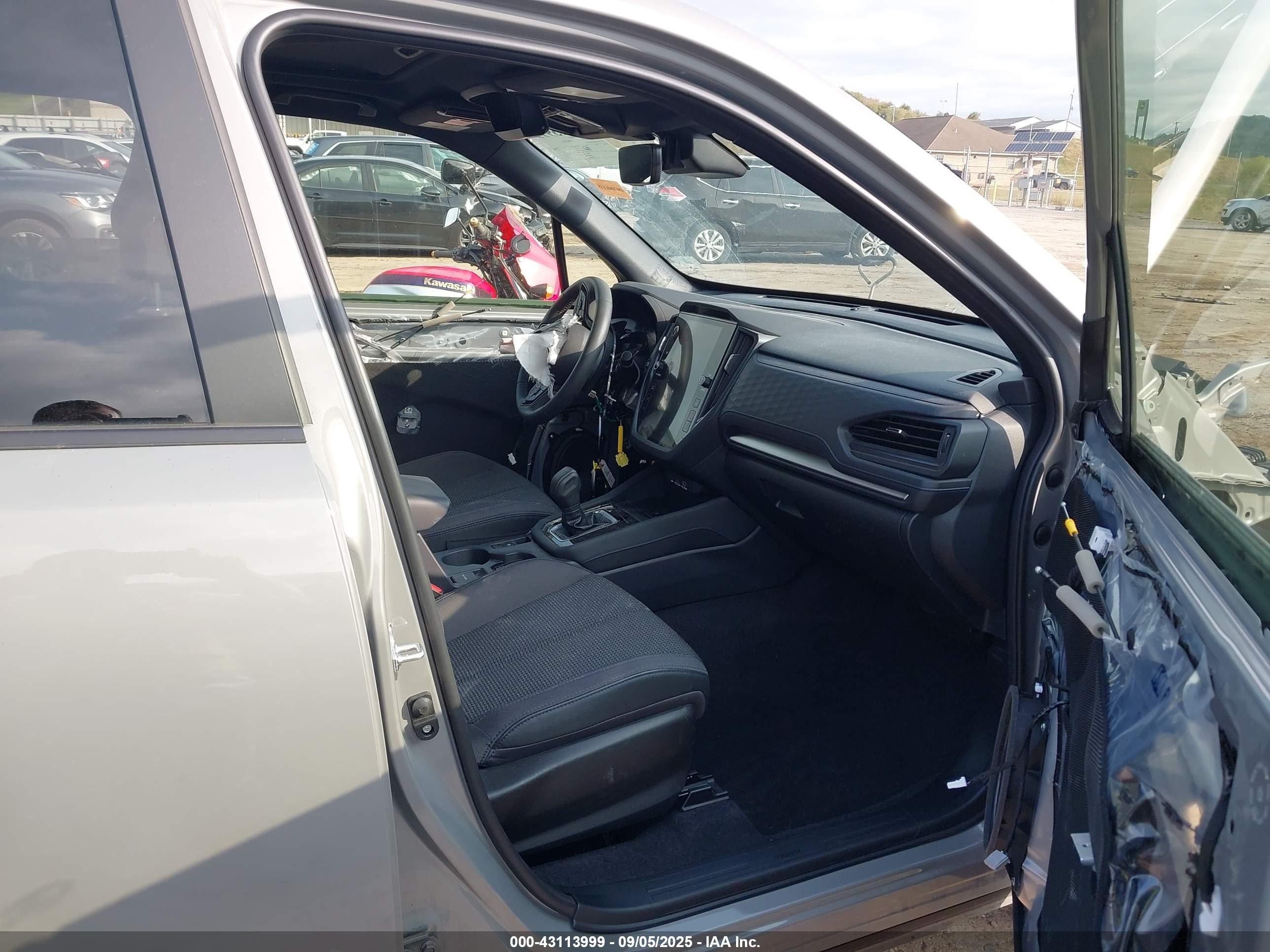 2025 Subaru Forester Premium Gray vin: JF2SLDBC3SH469586