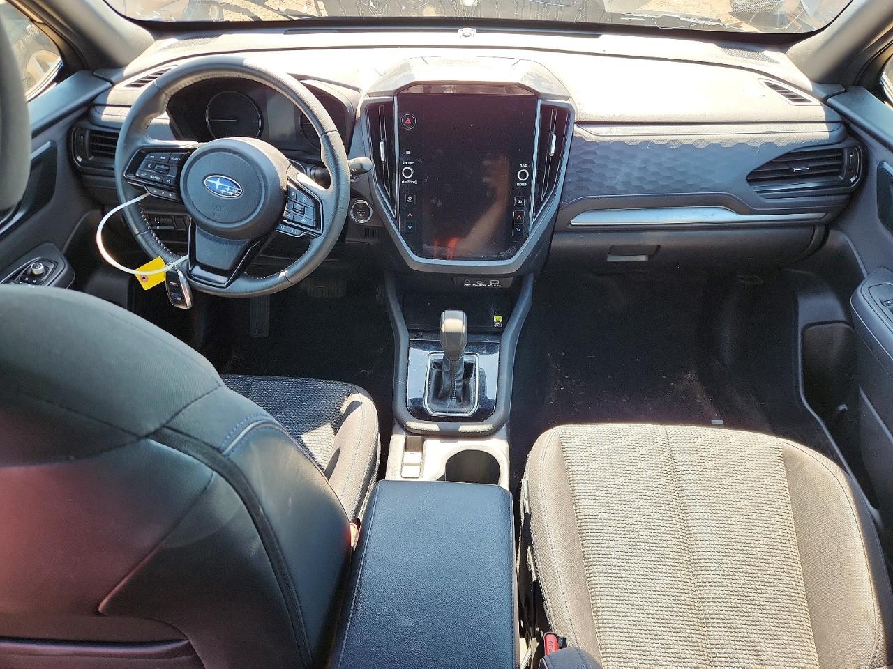 2025 Subaru Forester Premium Черный vin: JF2SLDBC6SH576468
