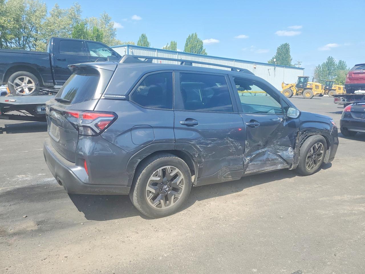 2025 Subaru Forester Premium Charcoal vin: JF2SLDDC1SH418004