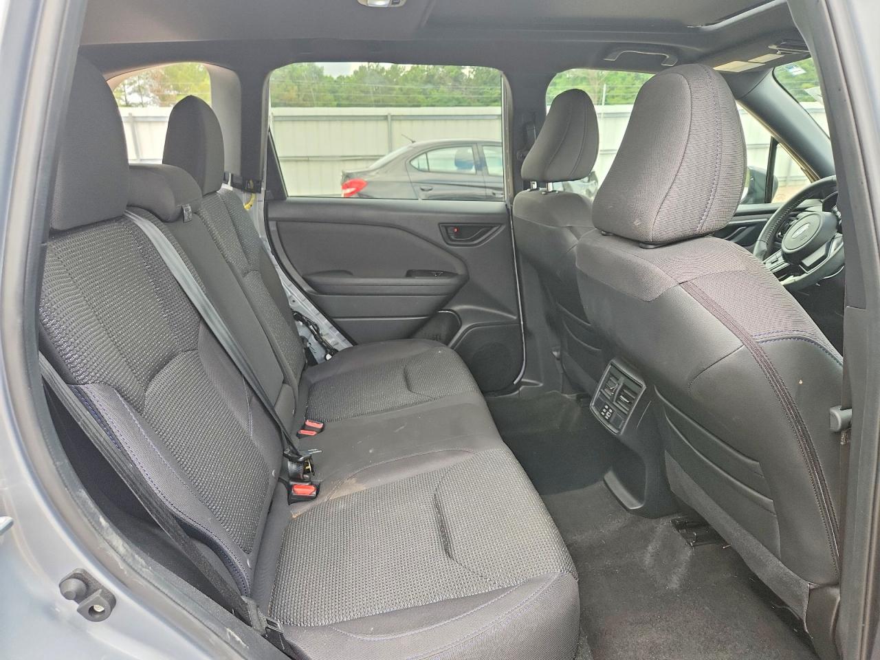 2025 Subaru Forester Premium Серебряный vin: JF2SLDDC6SH544178