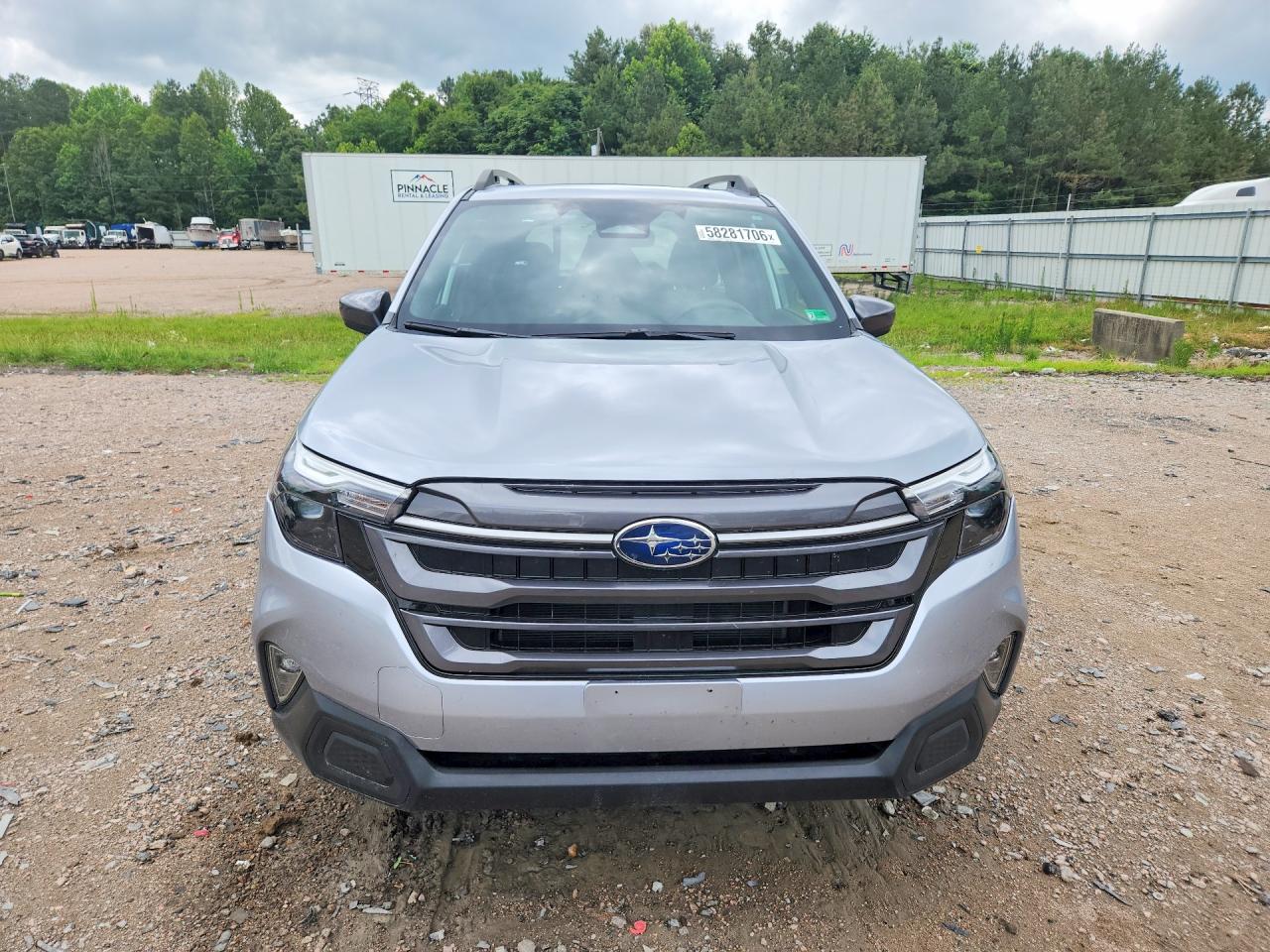 2025 Subaru Forester Premium Серебряный vin: JF2SLDDC6SH544178