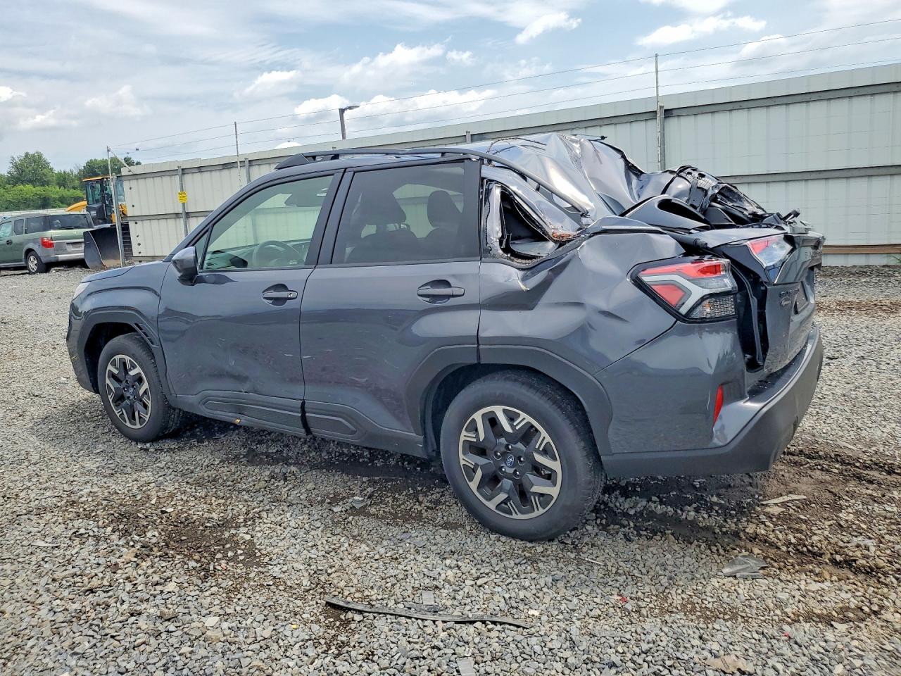 2025 Subaru Forester Premium Gray vin: JF2SLDDC8SH424530