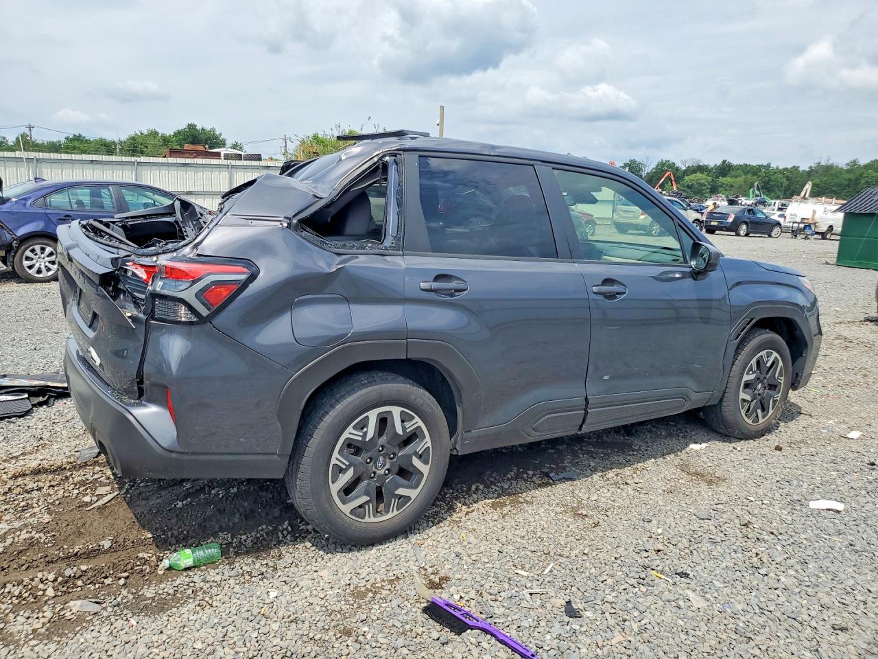 2025 Subaru Forester Premium Gray vin: JF2SLDDC8SH424530