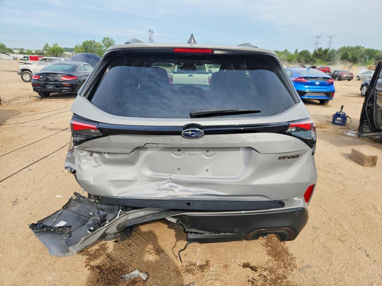 2025 Subaru Forester Sport Серый vin: JF2SLDHC0SH471920