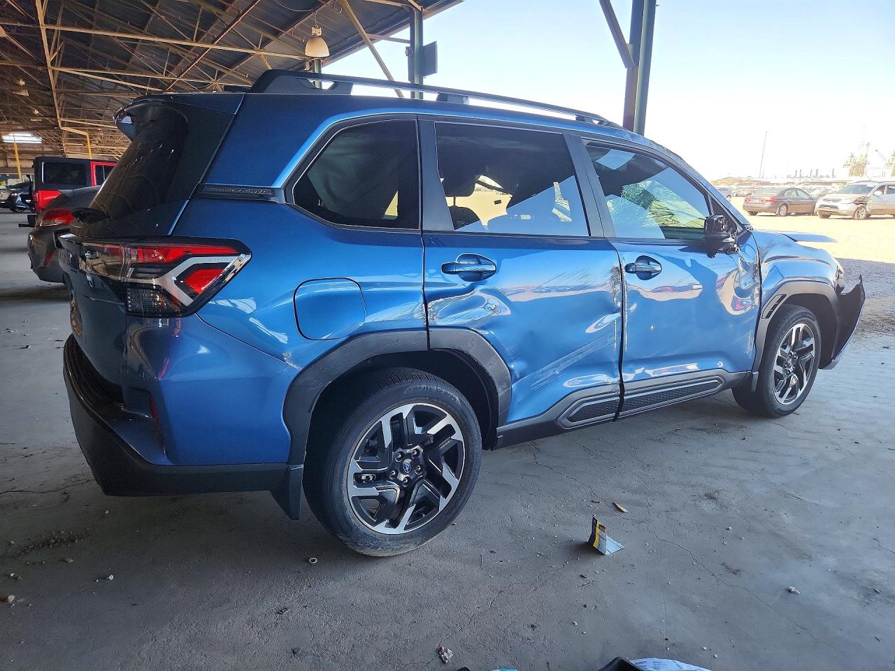 2025 Subaru Forester Limited Синий vin: JF2SLDRC6SH405435