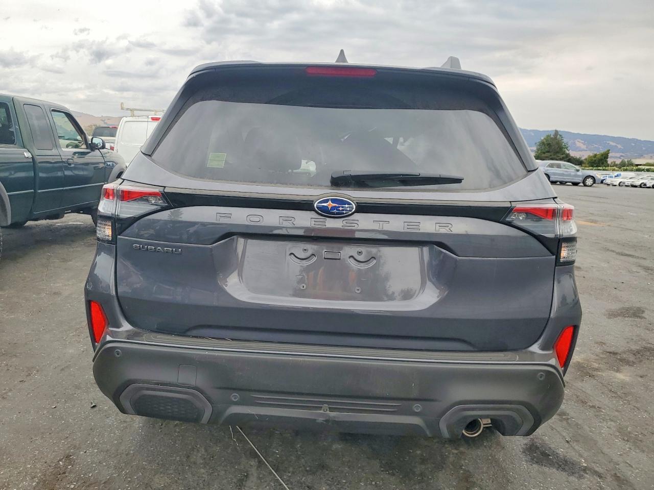 2025 Subaru Forester Limited Charcoal vin: JF2SLDRC9SH529182