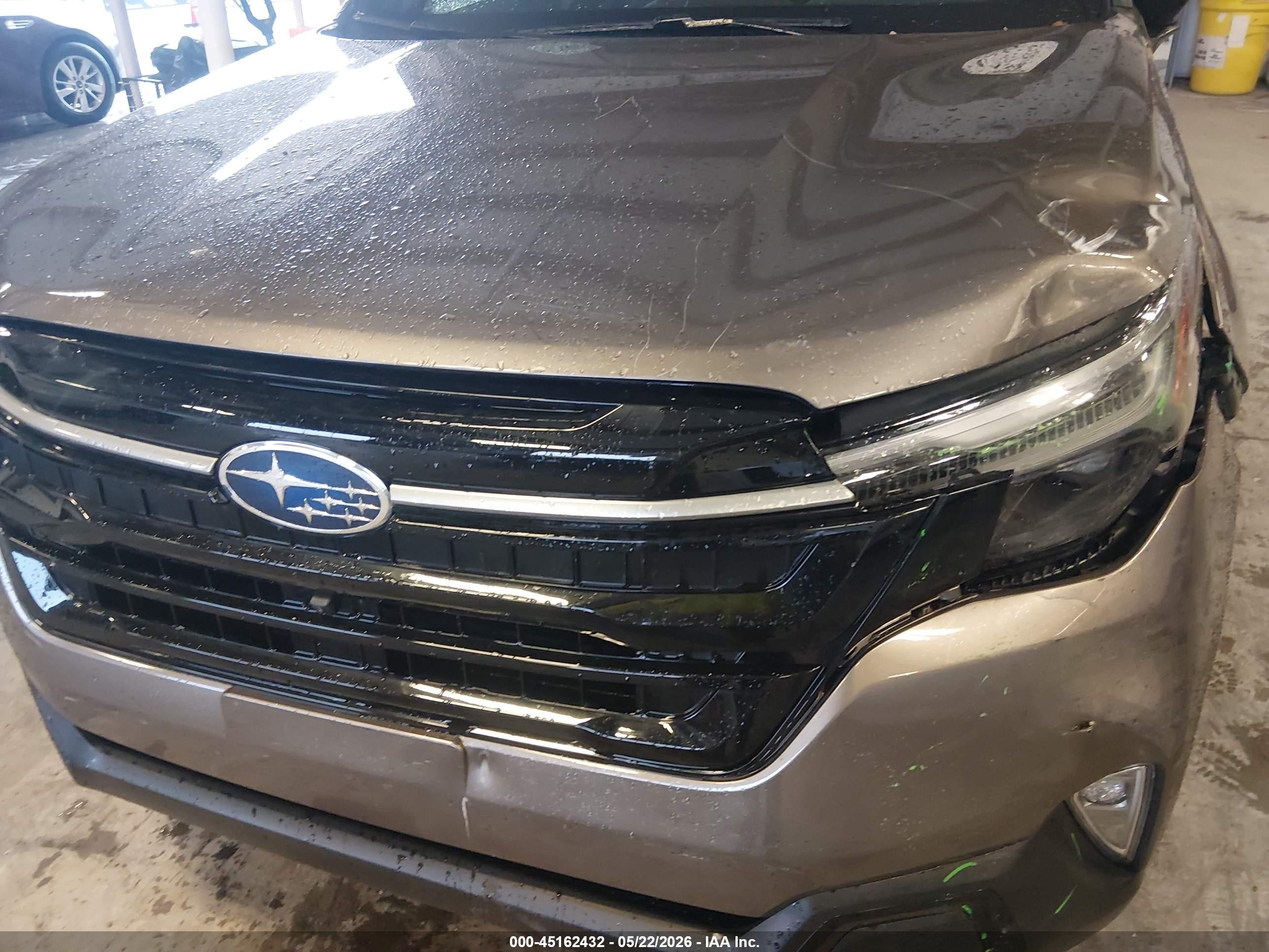 2025 Subaru Forester Touring Hybrid Tan vin: JF2SLSTD3SH421792