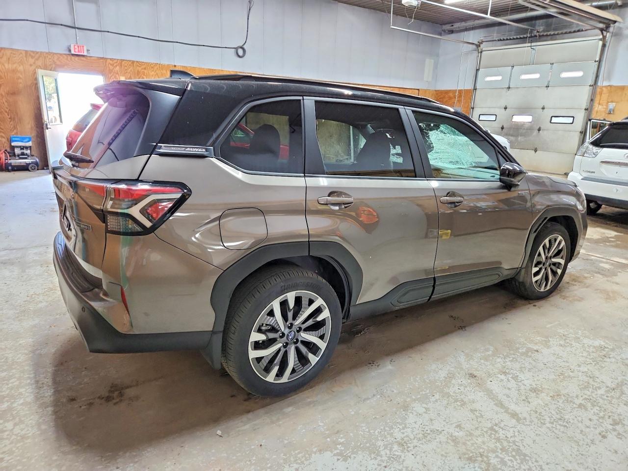 2025 Subaru Forester Touring Brown vin: JF2SLSTD3SH427804
