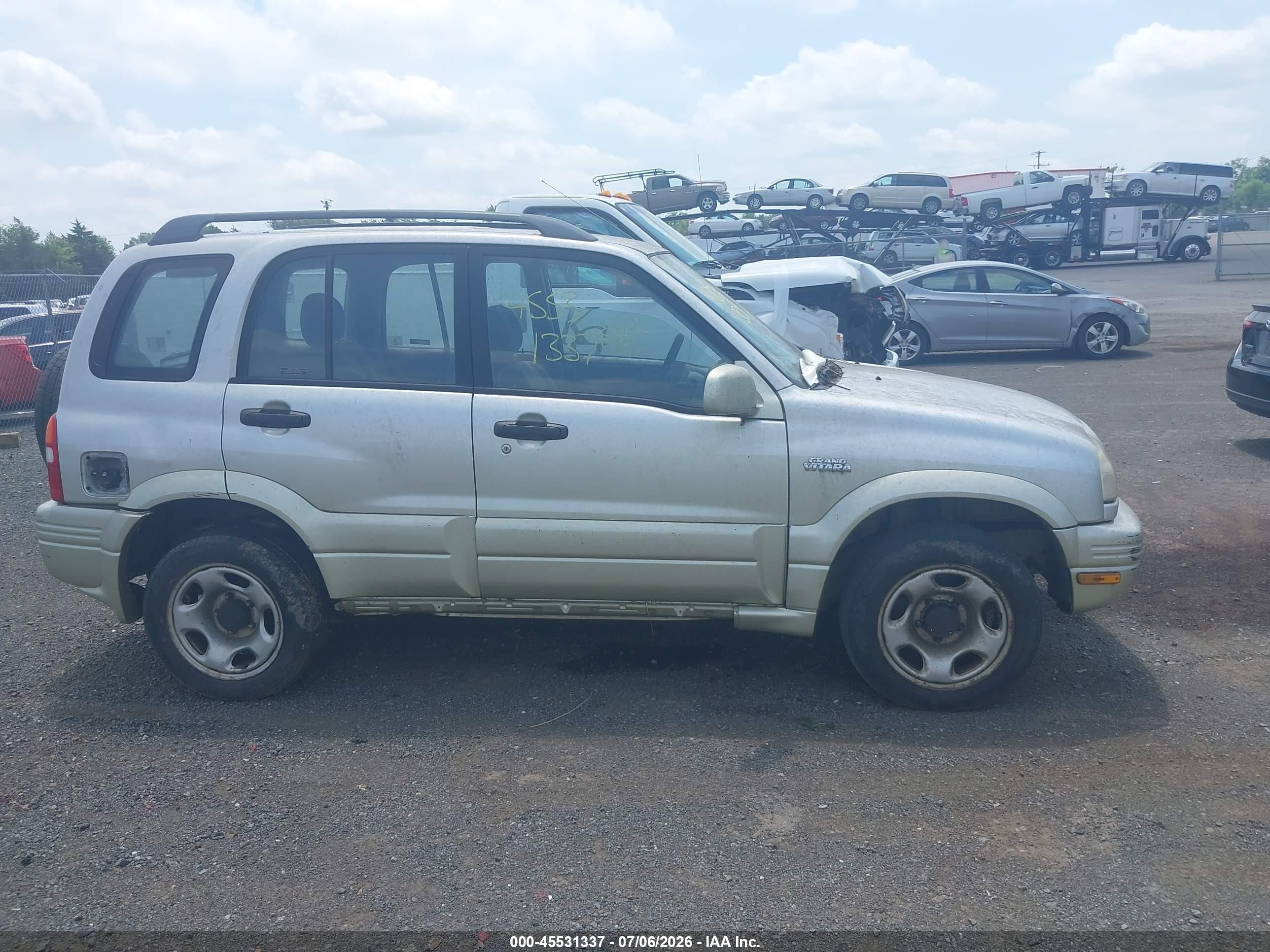 2000 Suzuki Vitara   Champagne vin: JF3TD62V0Y4122120