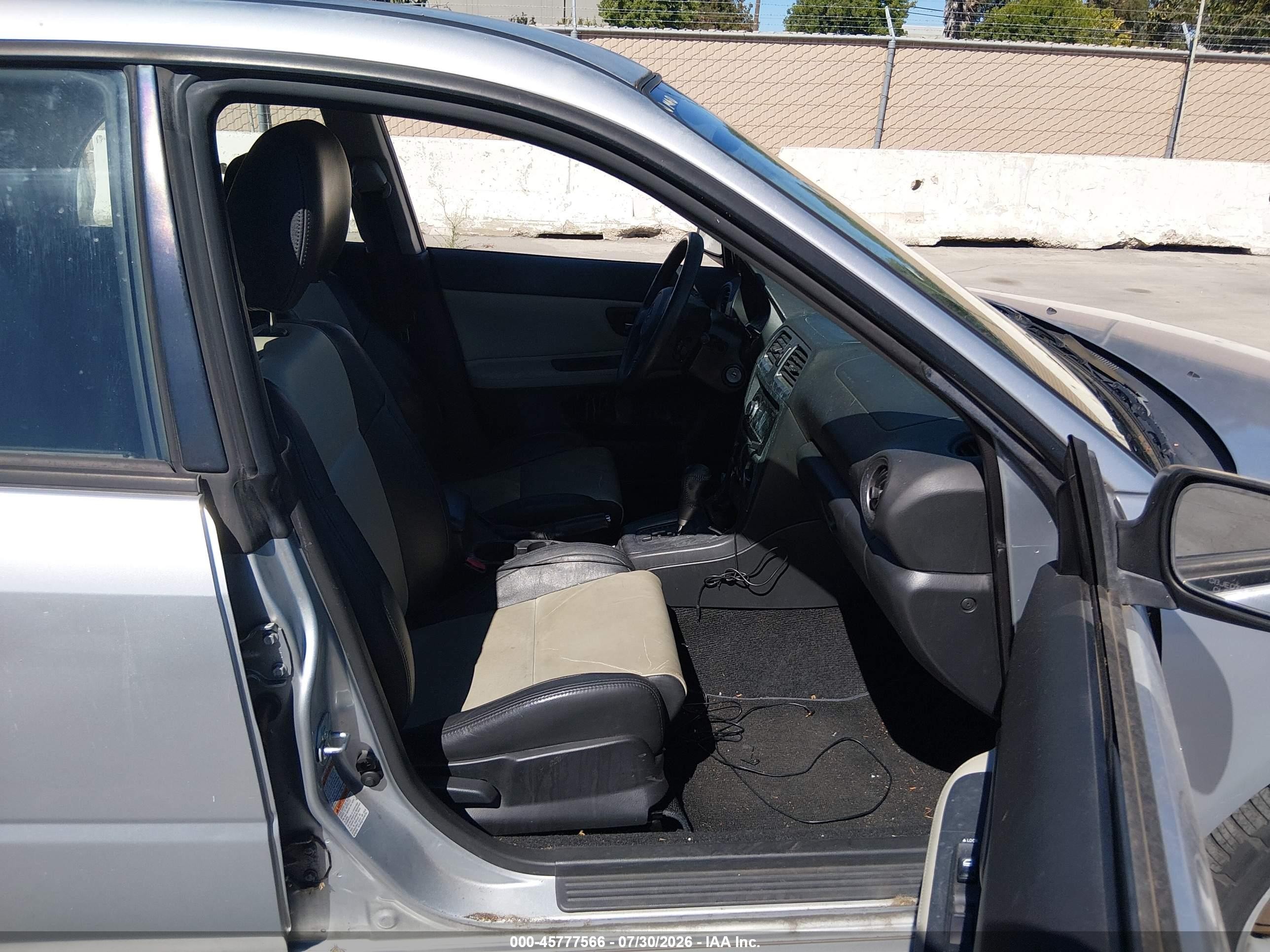 2005 Saab 9-2x Linear Серебряный vin: JF4GG61665H055361