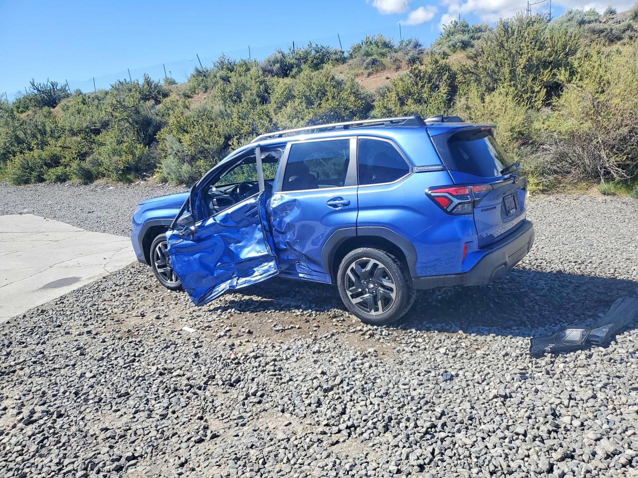 2025 Subaru Forester Blue vin: JF2SLSED6SH443735