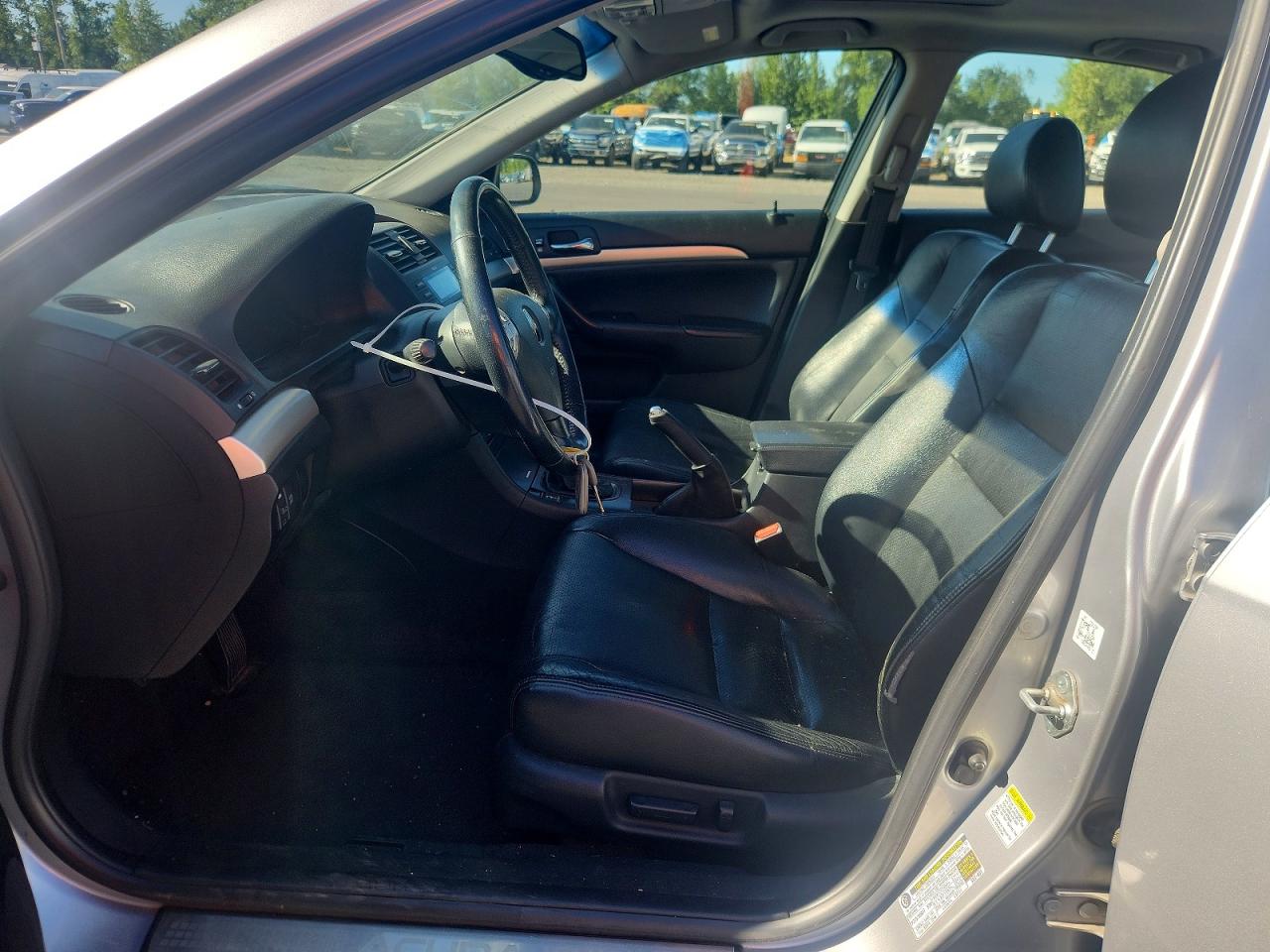 2004 Acura Tsx Silver vin: JH4CL95824C019904