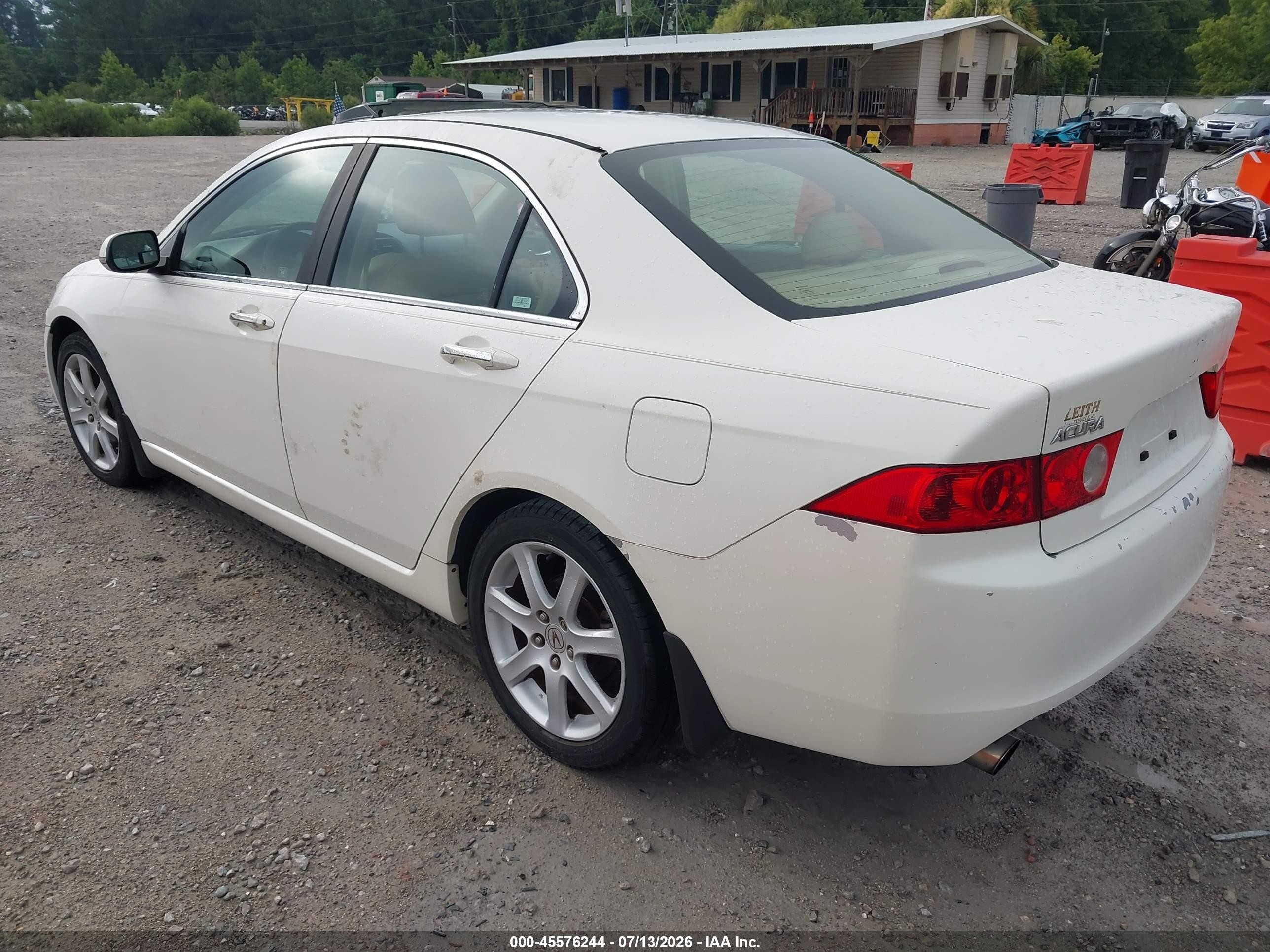 2004 Acura Tsx   White vin: JH4CL95894C008771