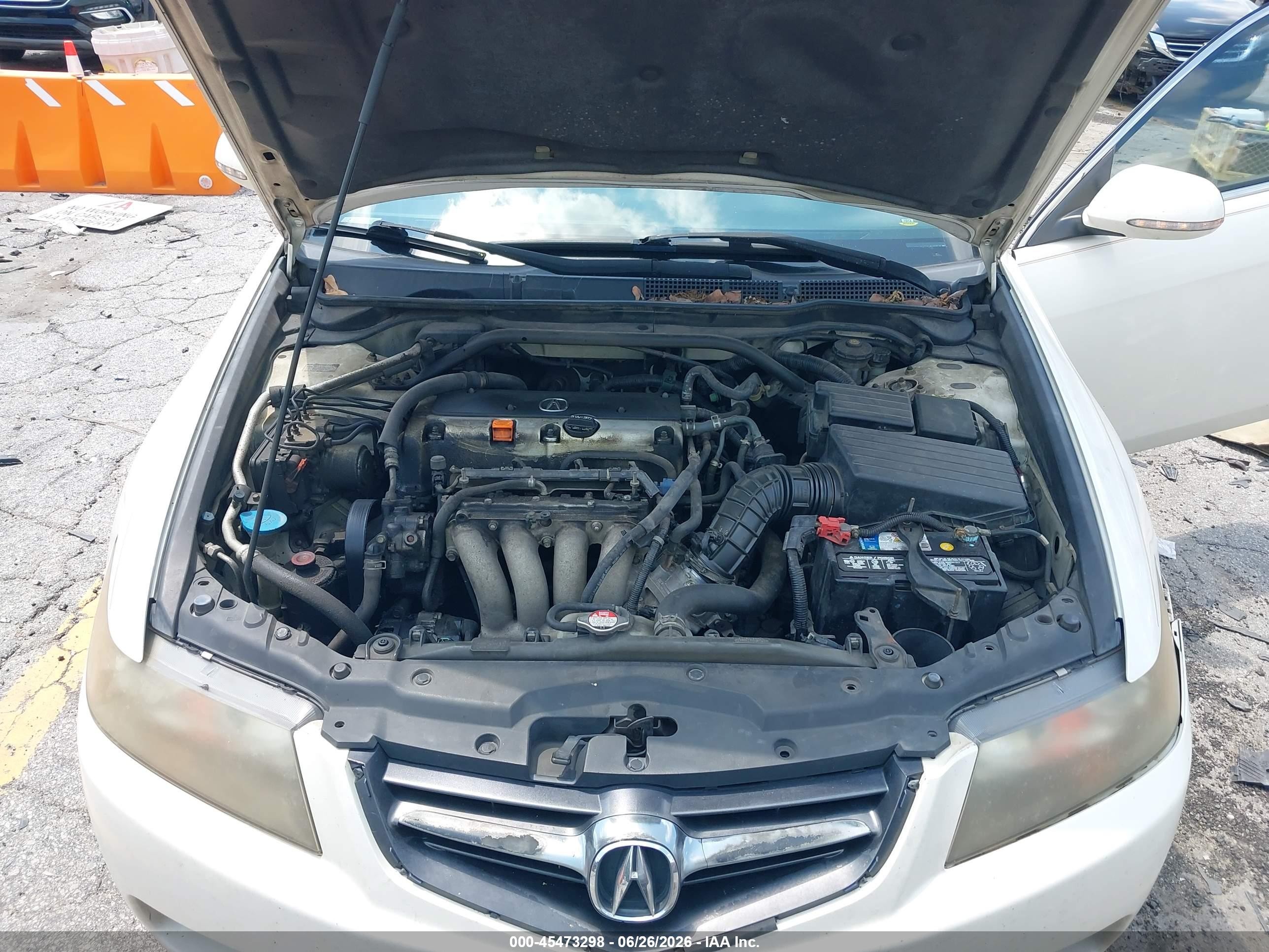 2004 Acura Tsx   White vin: JH4CL958X4C000937