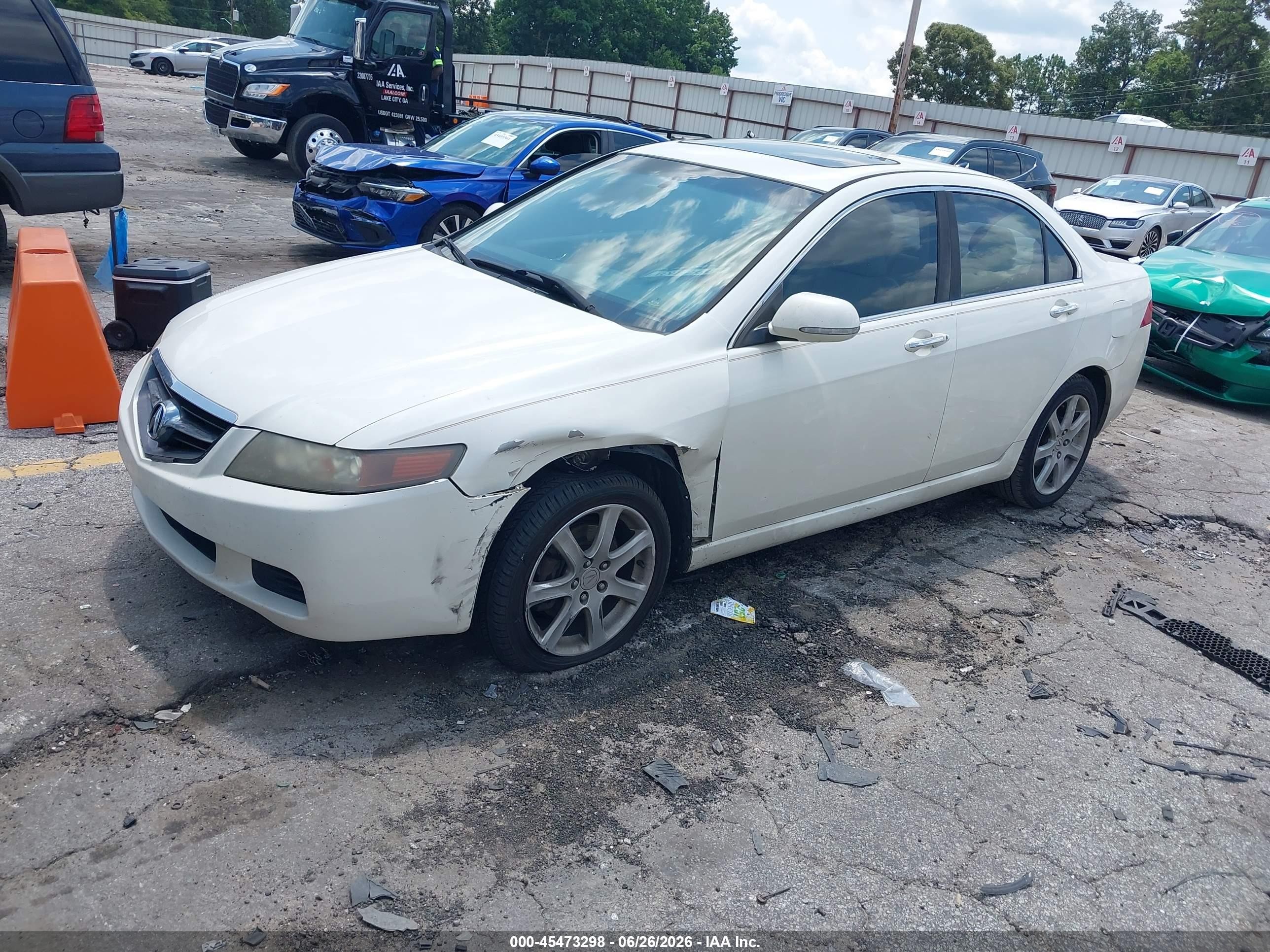 2004 Acura Tsx   White vin: JH4CL958X4C000937