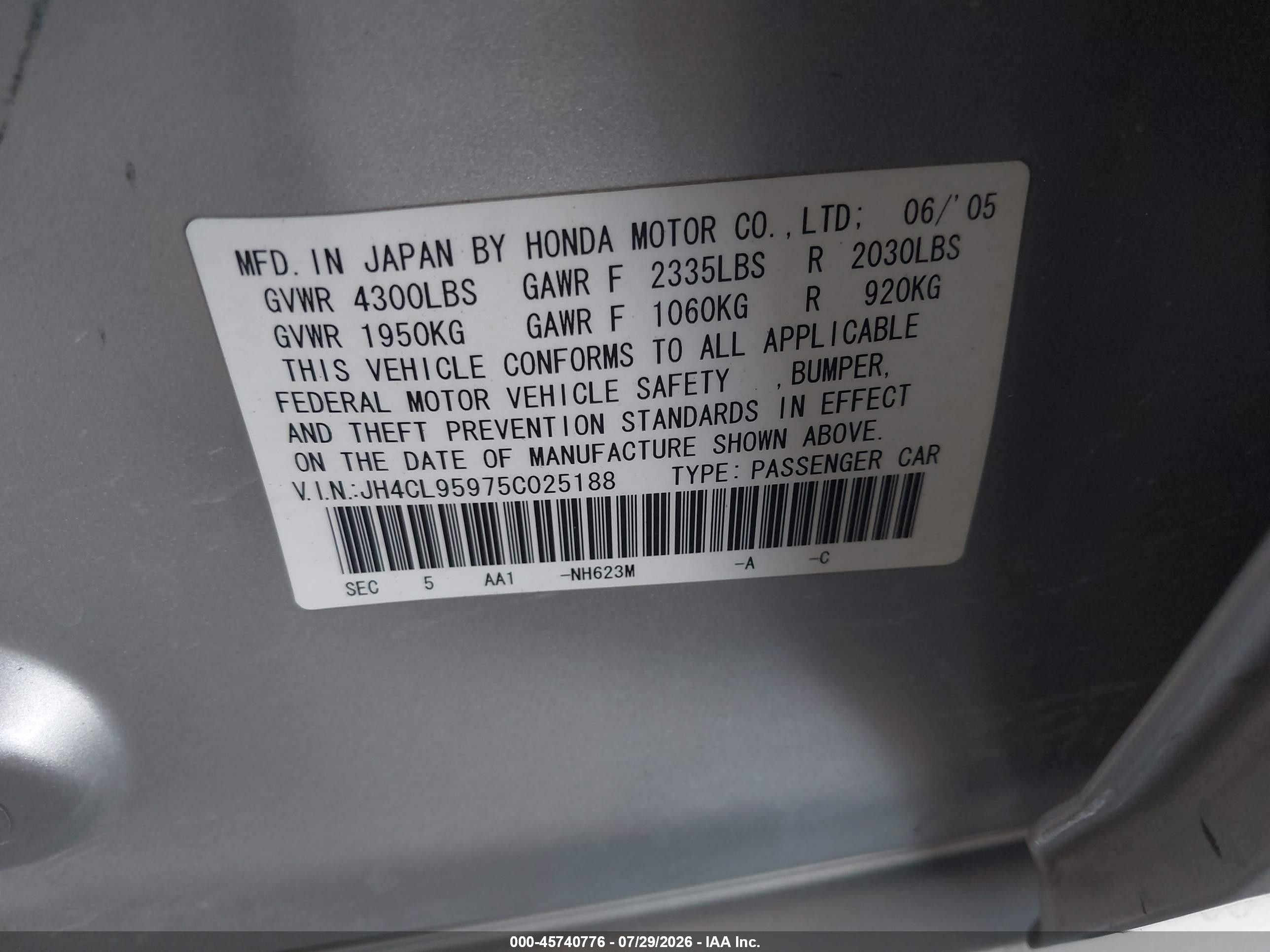 2005 Acura Tsx   Silver vin: JH4CL95975C025188