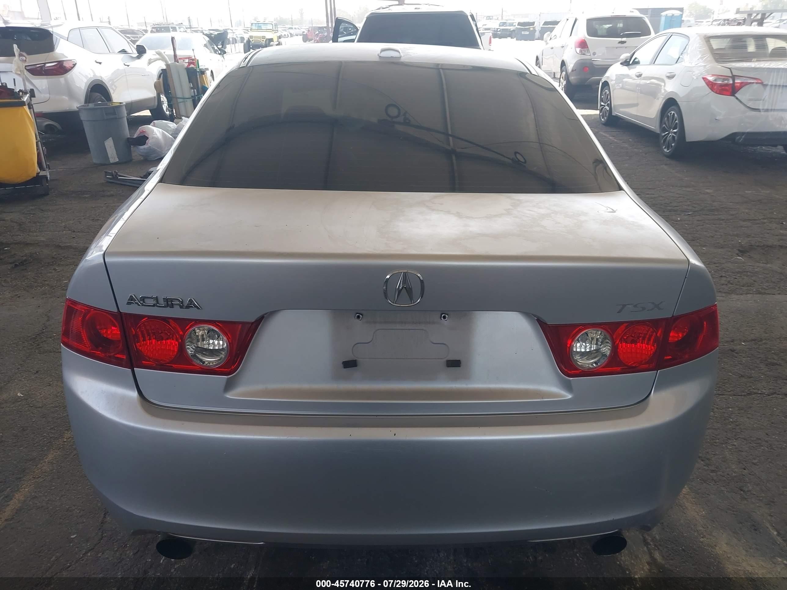 2005 Acura Tsx   Silver vin: JH4CL95975C025188