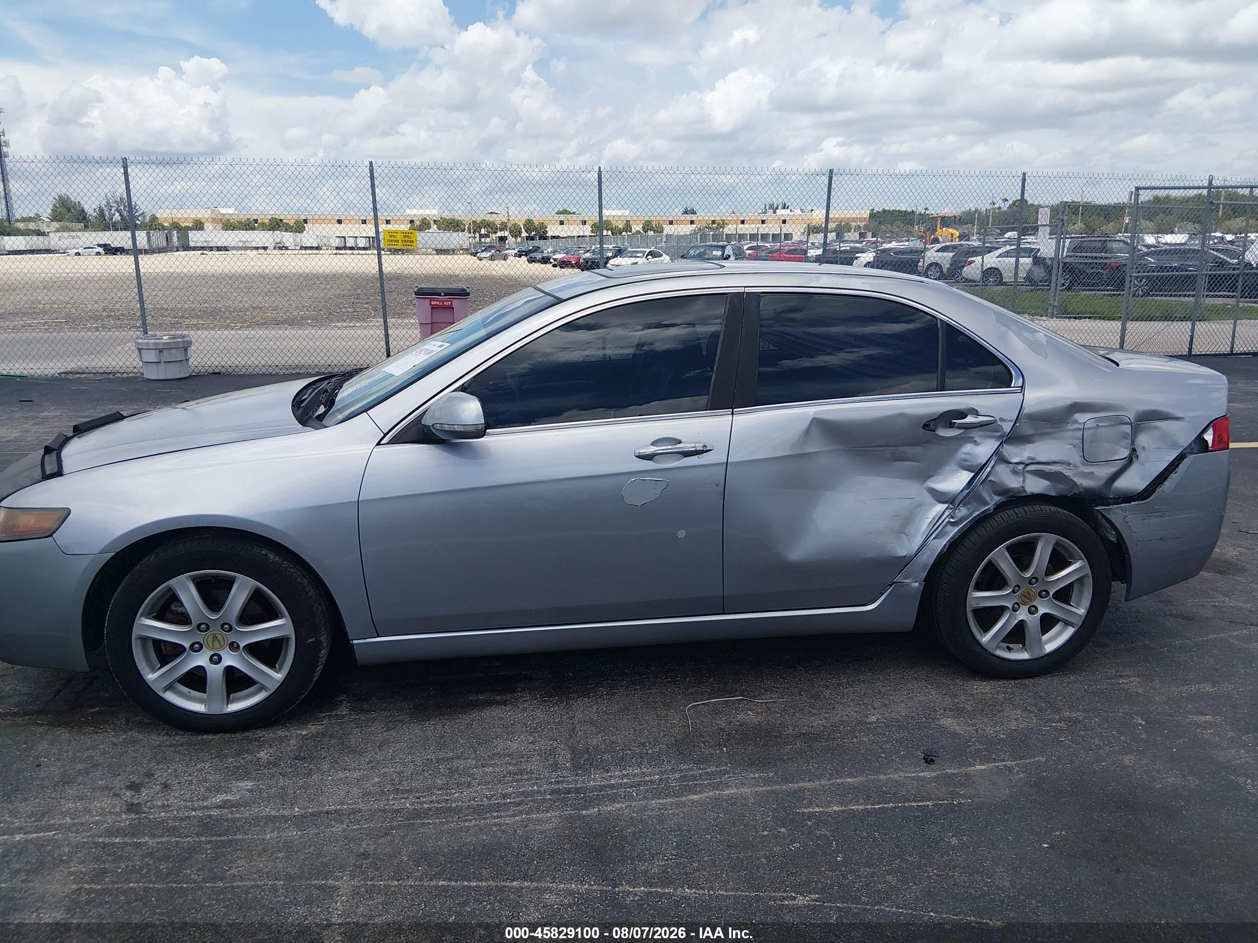2004 Acura Tsx   Silver vin: JH4CL96804C006809