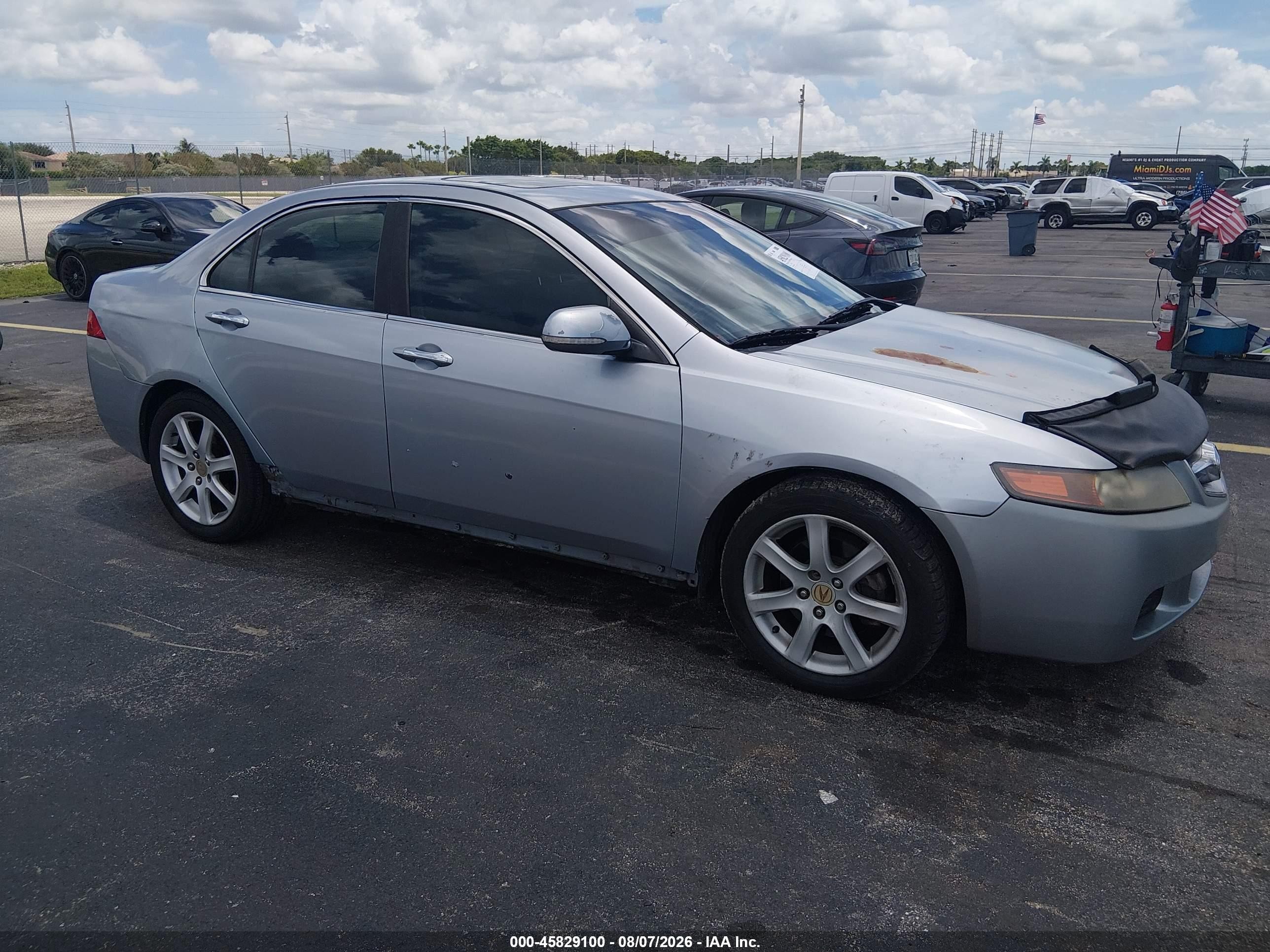 2004 Acura Tsx   Silver vin: JH4CL96804C006809