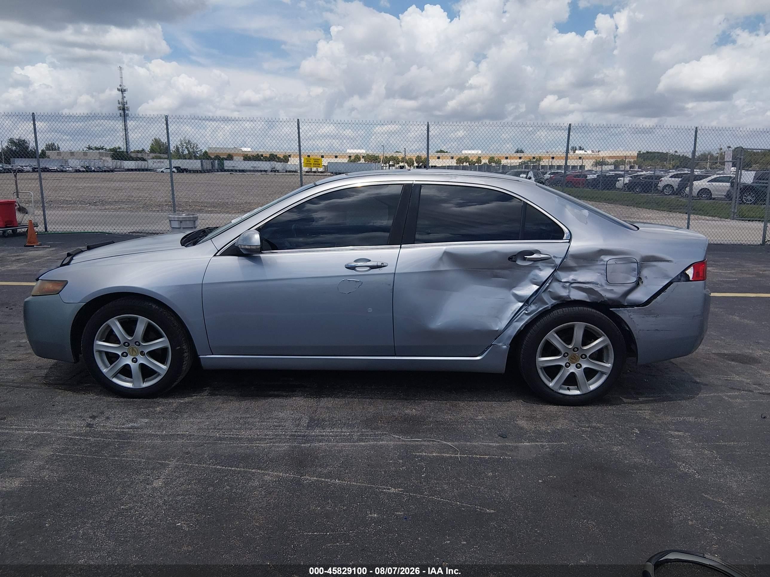 2004 Acura Tsx   Silver vin: JH4CL96804C006809