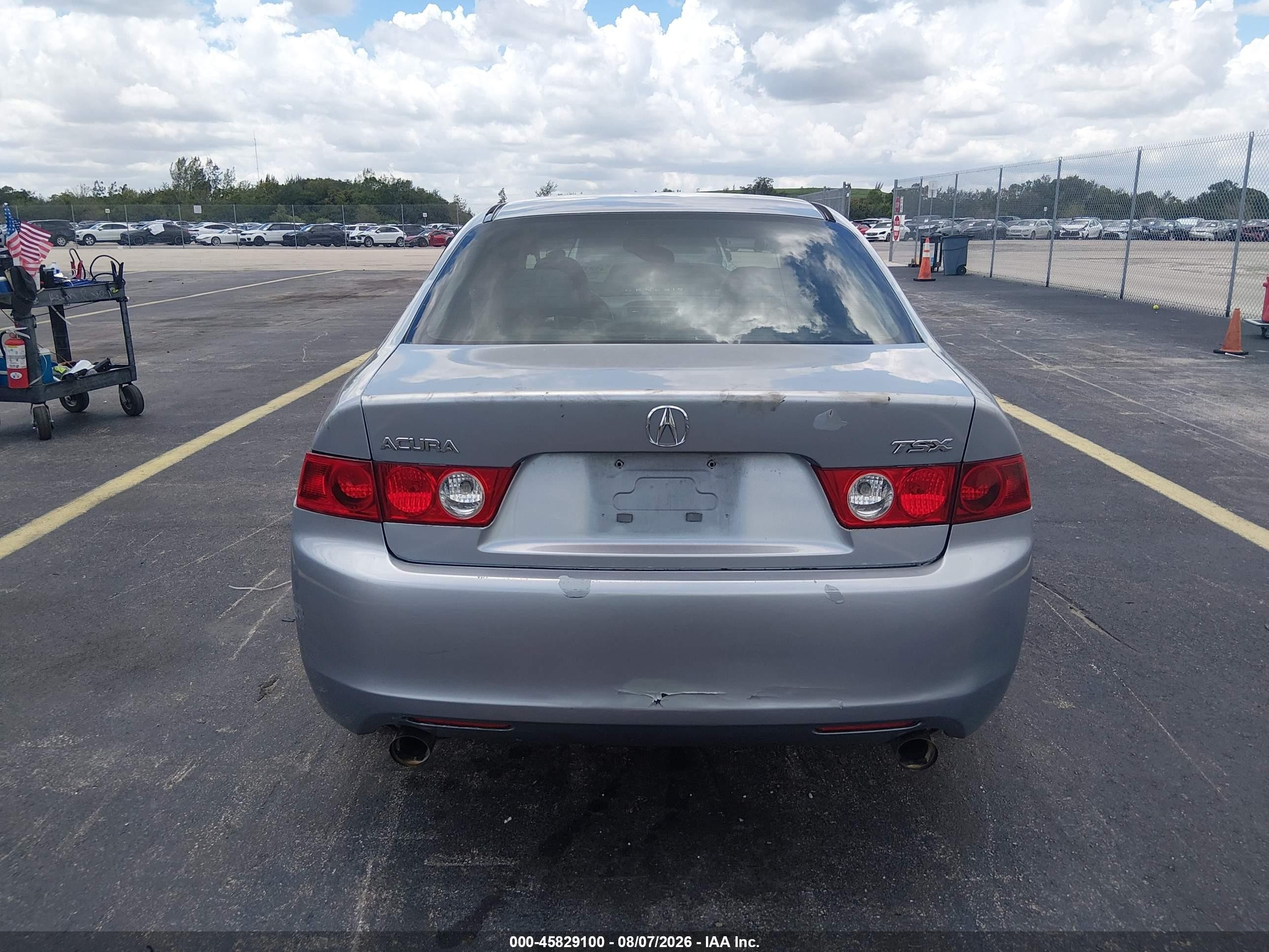 2004 Acura Tsx   Silver vin: JH4CL96804C006809