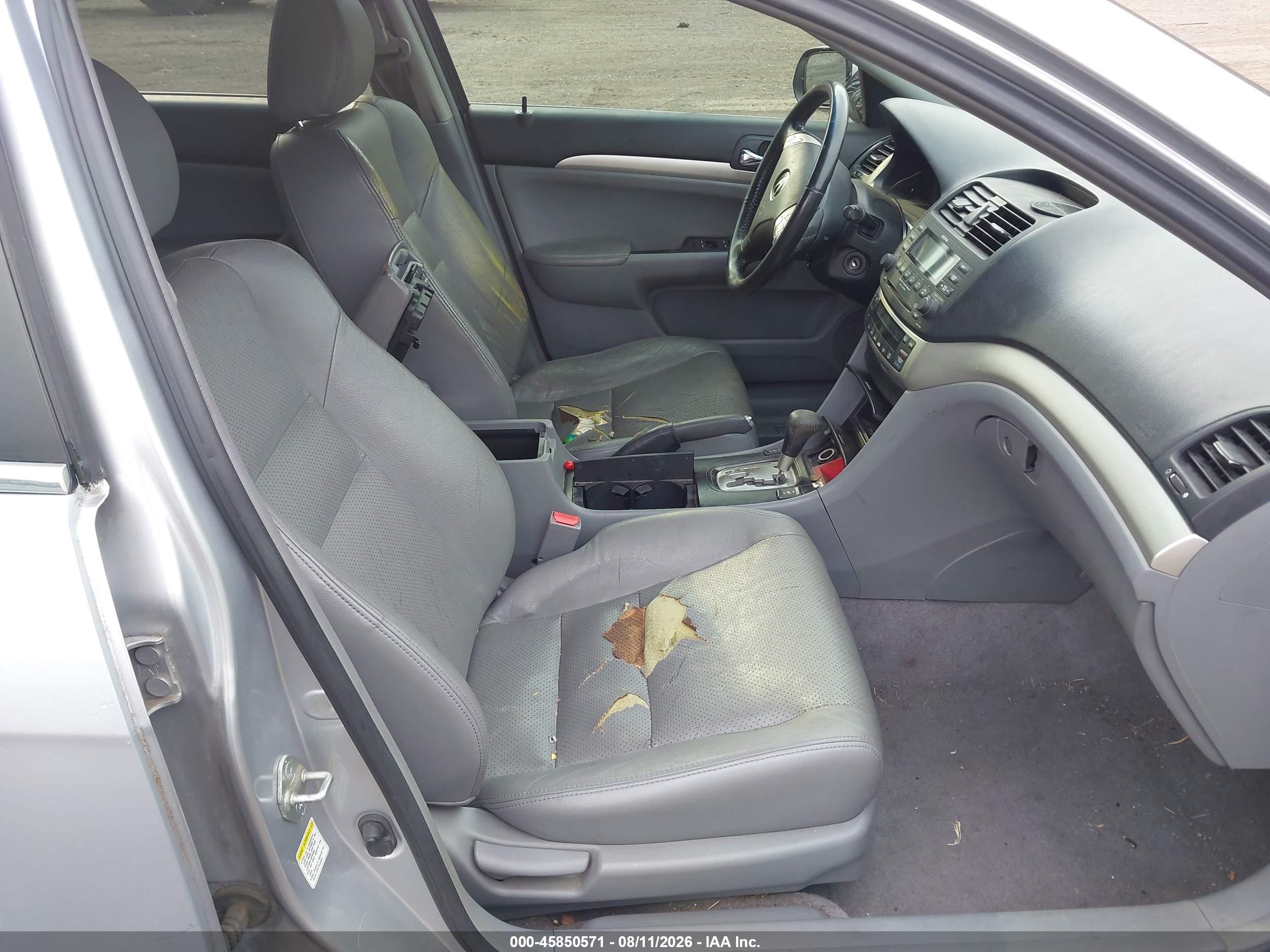 2004 Acura Tsx   Silver vin: JH4CL96804C022248