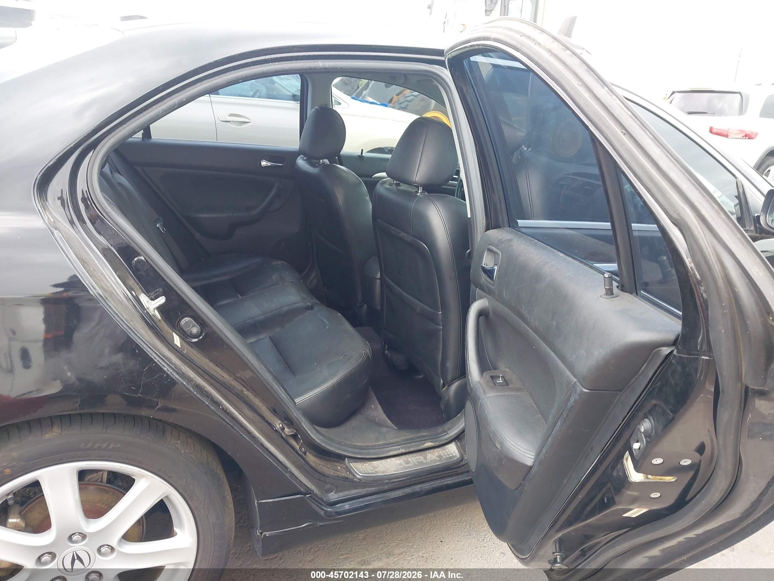 2005 Acura Tsx   Black vin: JH4CL96805C027810
