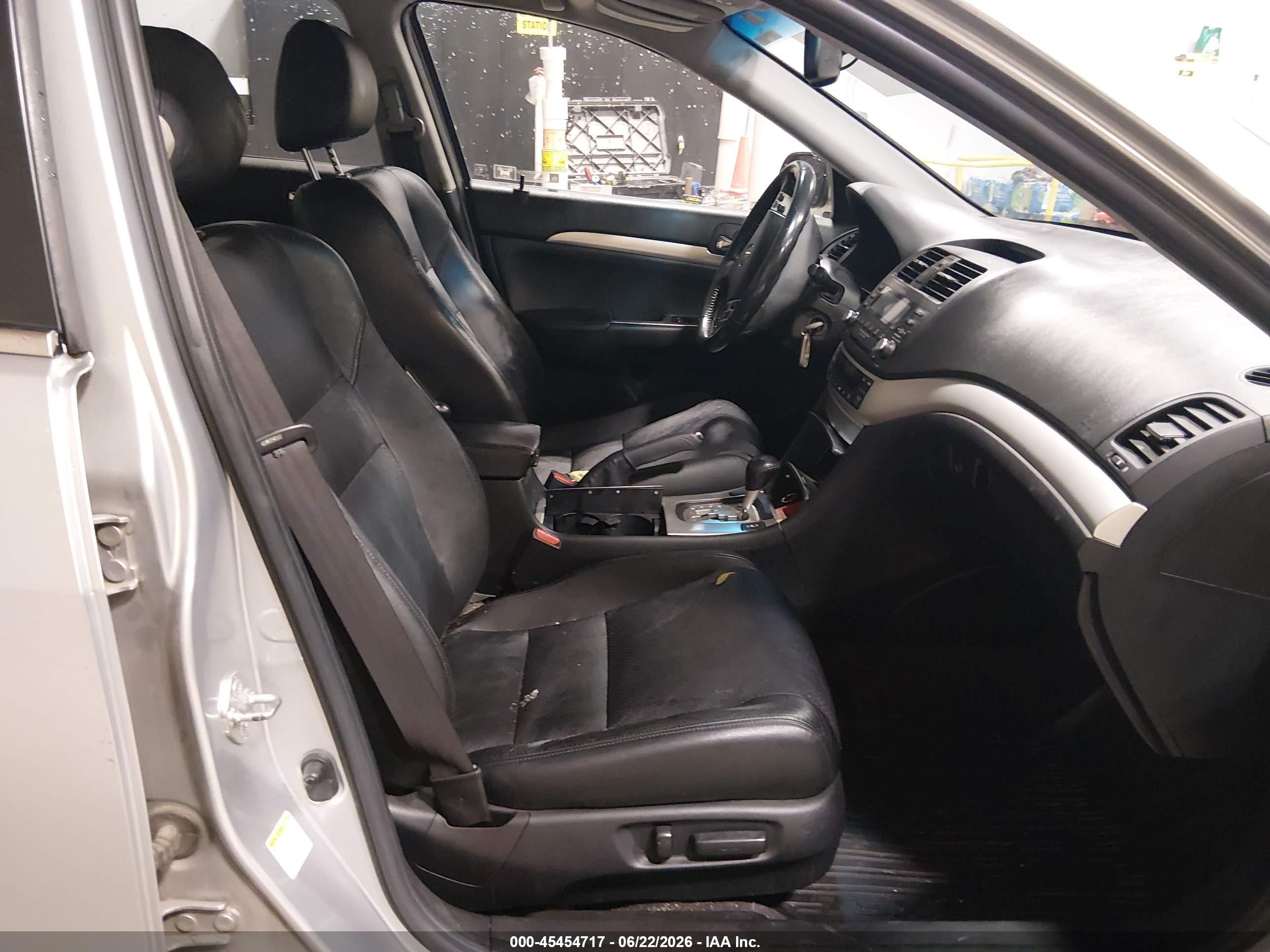 2008 Acura Tsx Silver vin: JH4CL96808C018125