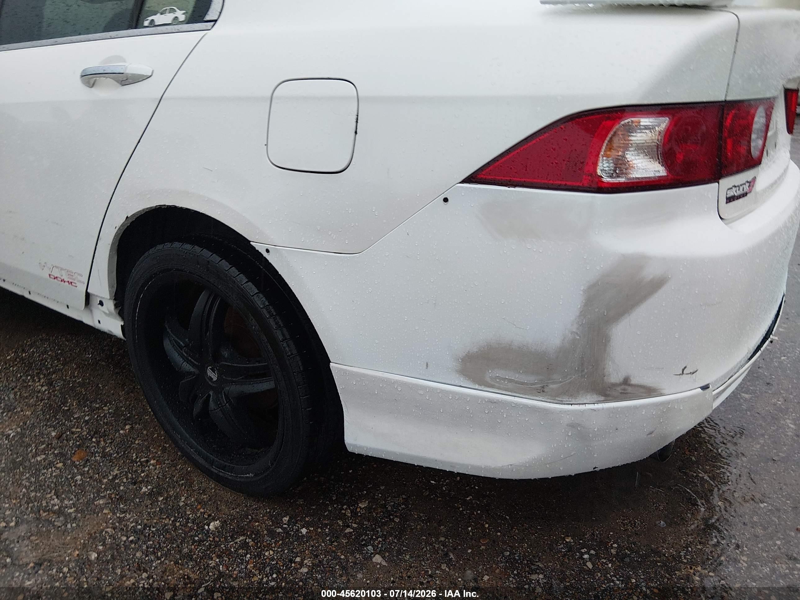 2005 Acura Tsx   White vin: JH4CL96825C020759