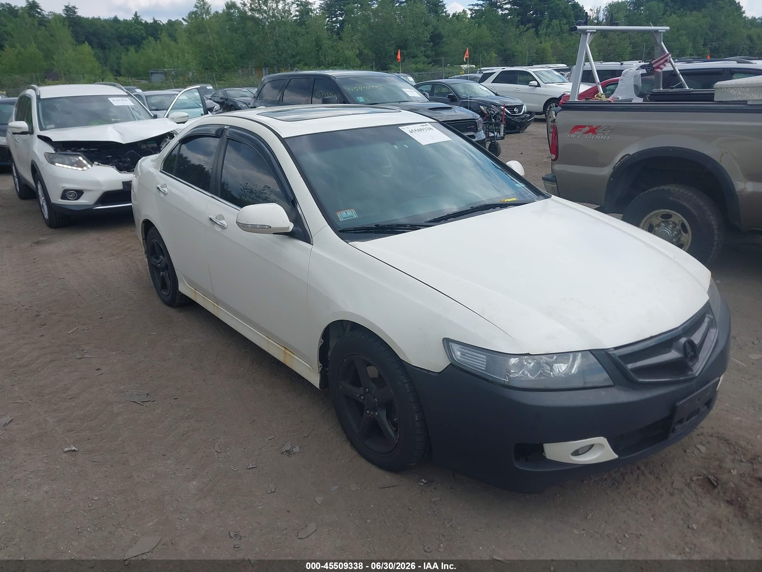 2008 Acura Tsx   White vin: JH4CL96828C015422