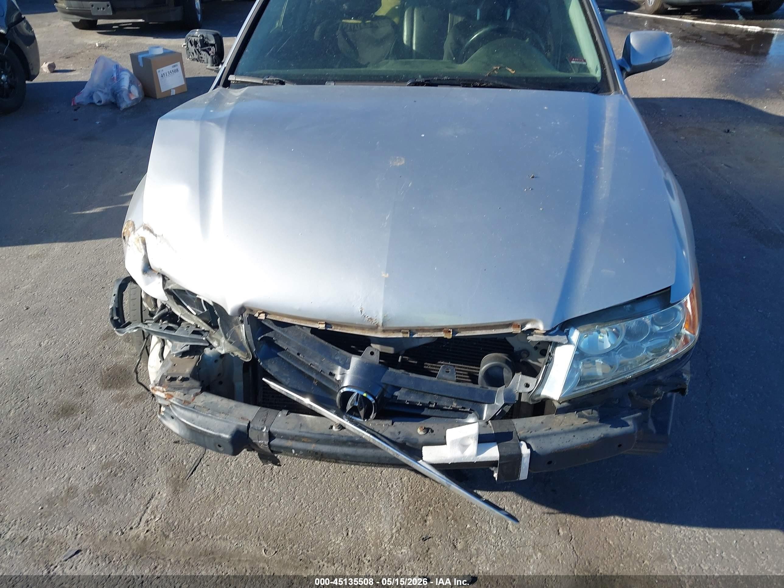 2004 Acura Tsx   Silver vin: JH4CL96834C038461