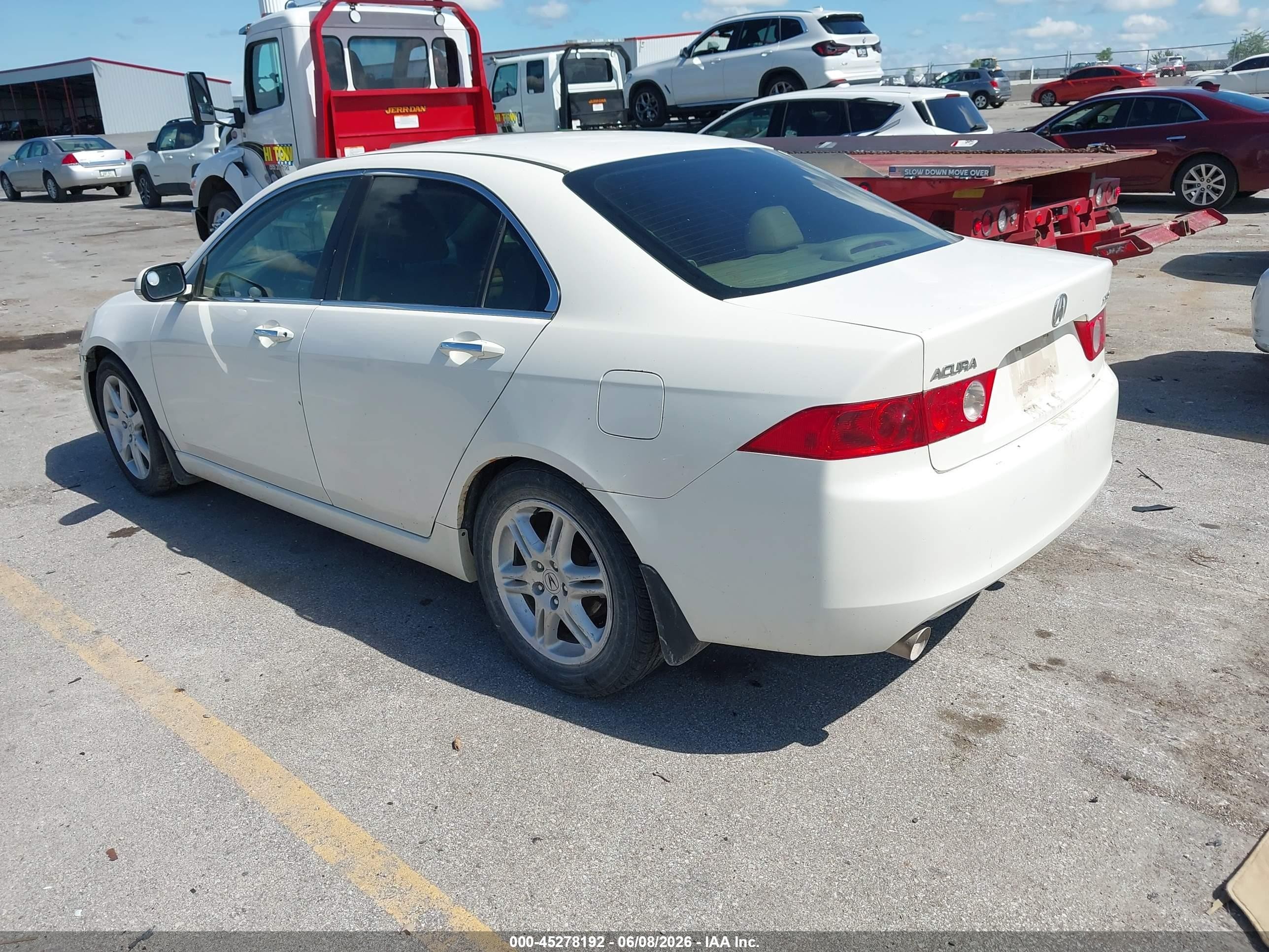 2004 Acura Tsx   White vin: JH4CL96834C043708