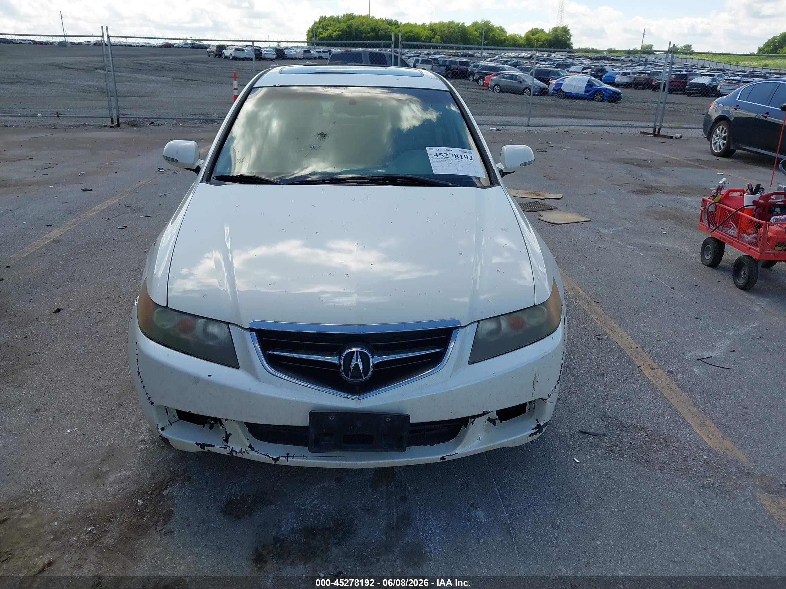 2004 Acura Tsx   White vin: JH4CL96834C043708